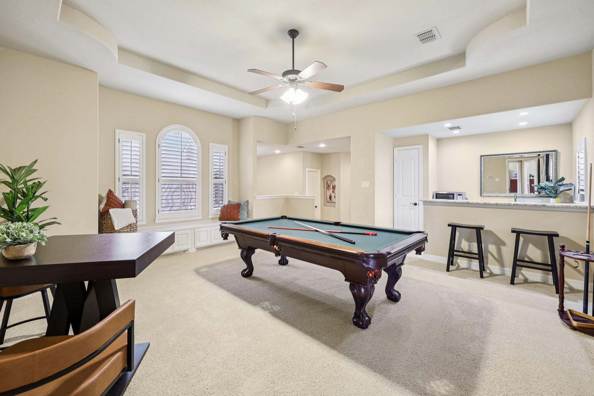 4320 Chevy Chase Lane