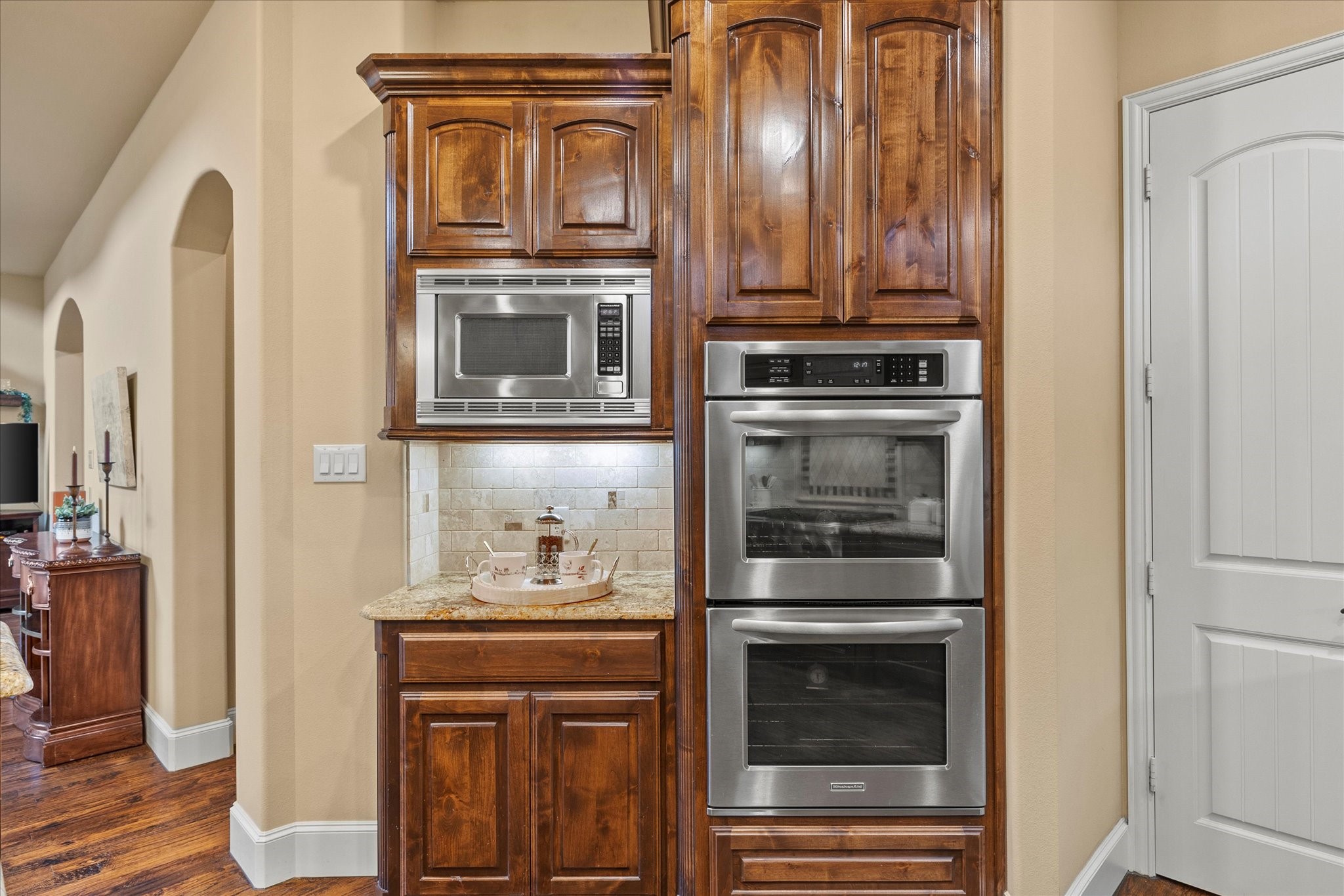 4320 Chevy Chase Lane