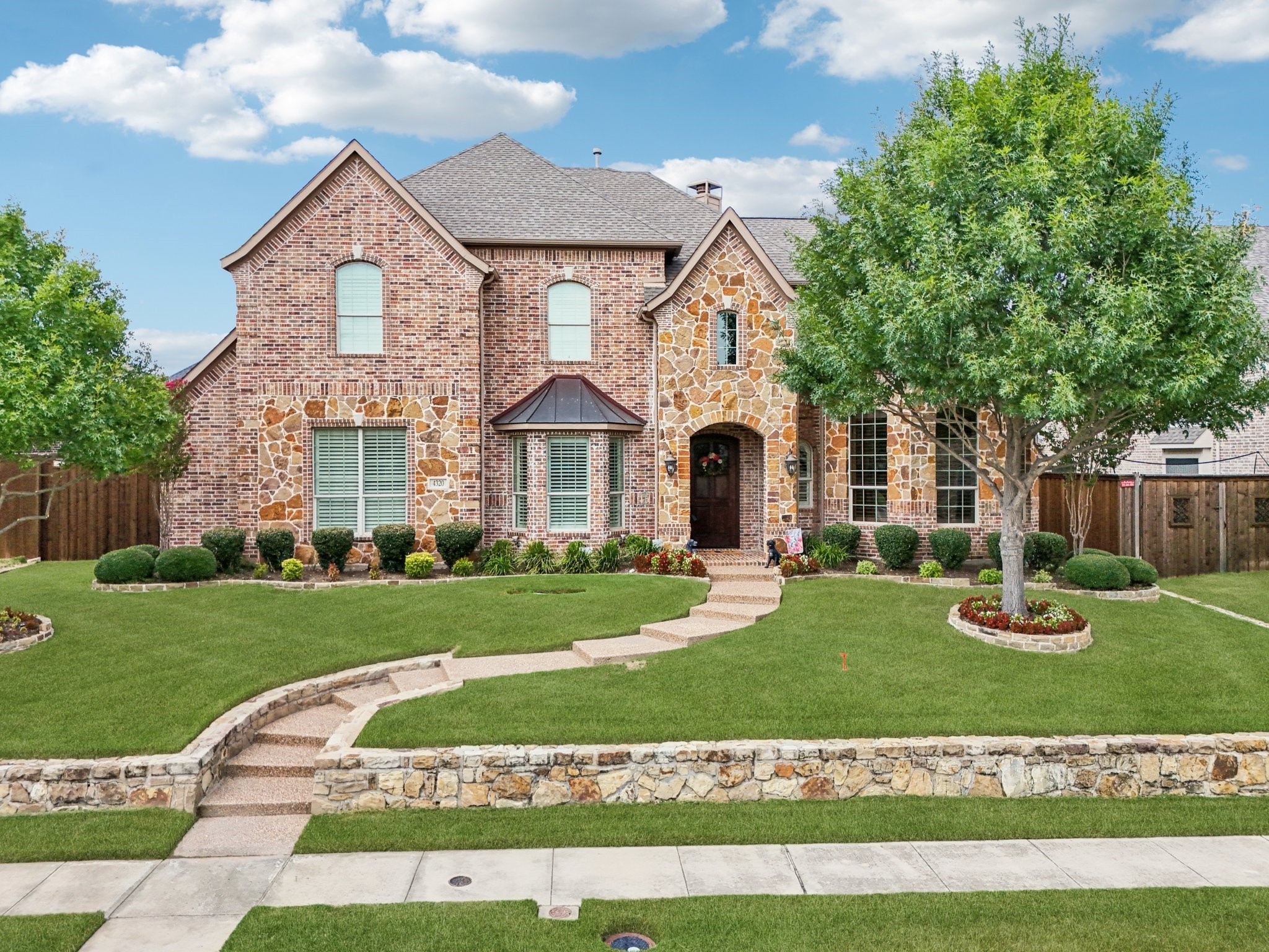 4320 Chevy Chase Lane