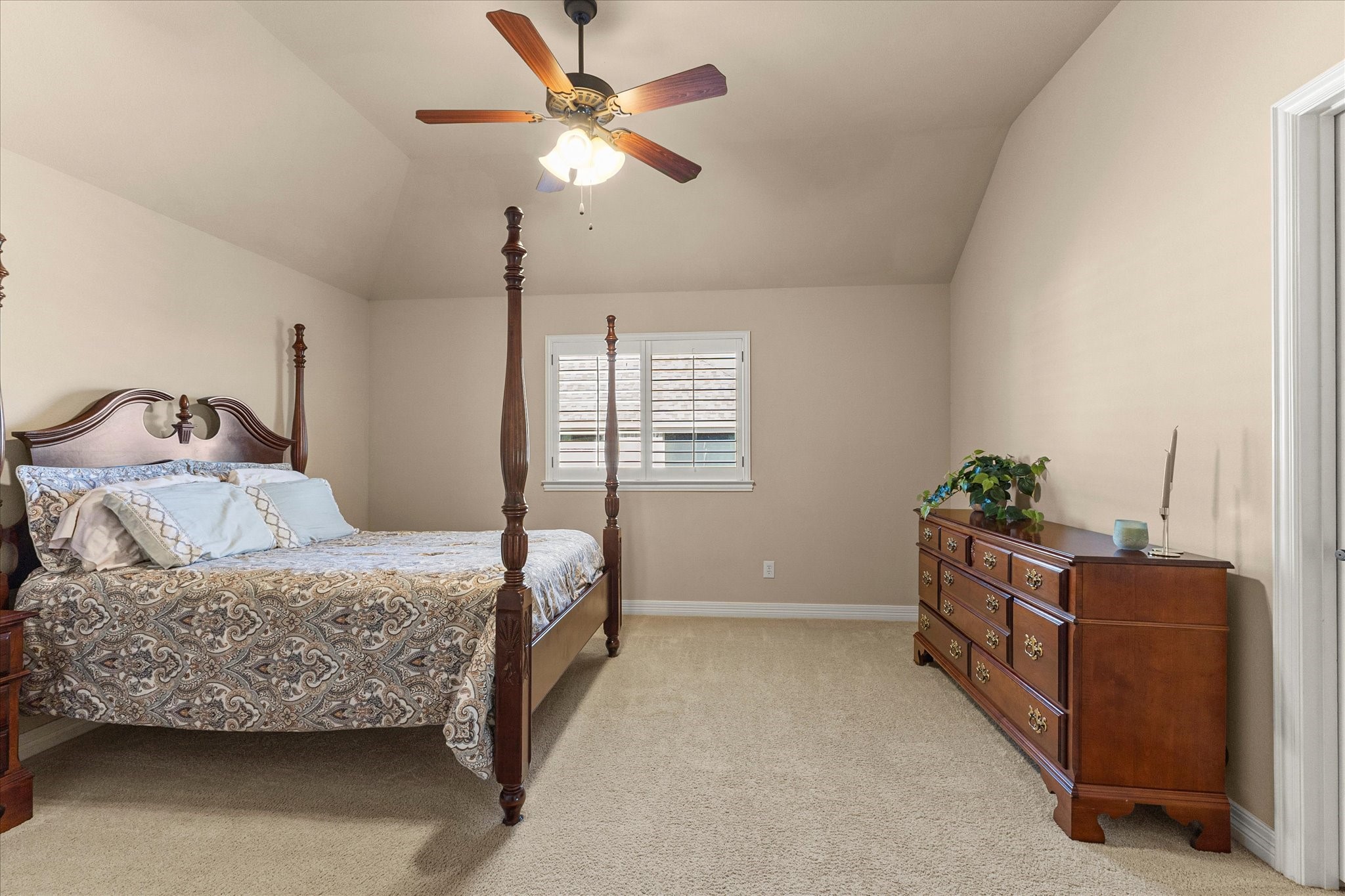 4320 Chevy Chase Lane