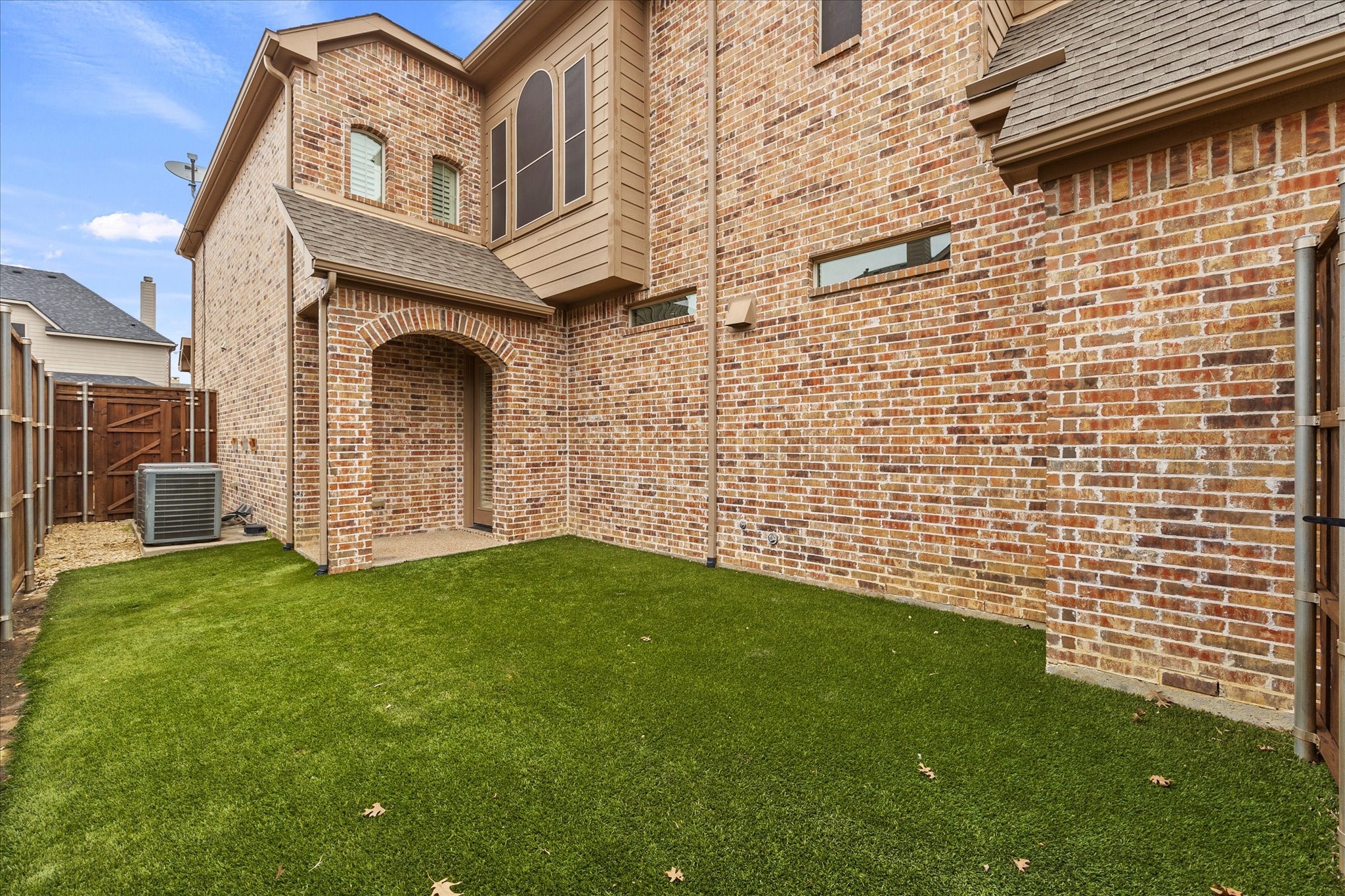 4320 Chevy Chase Lane