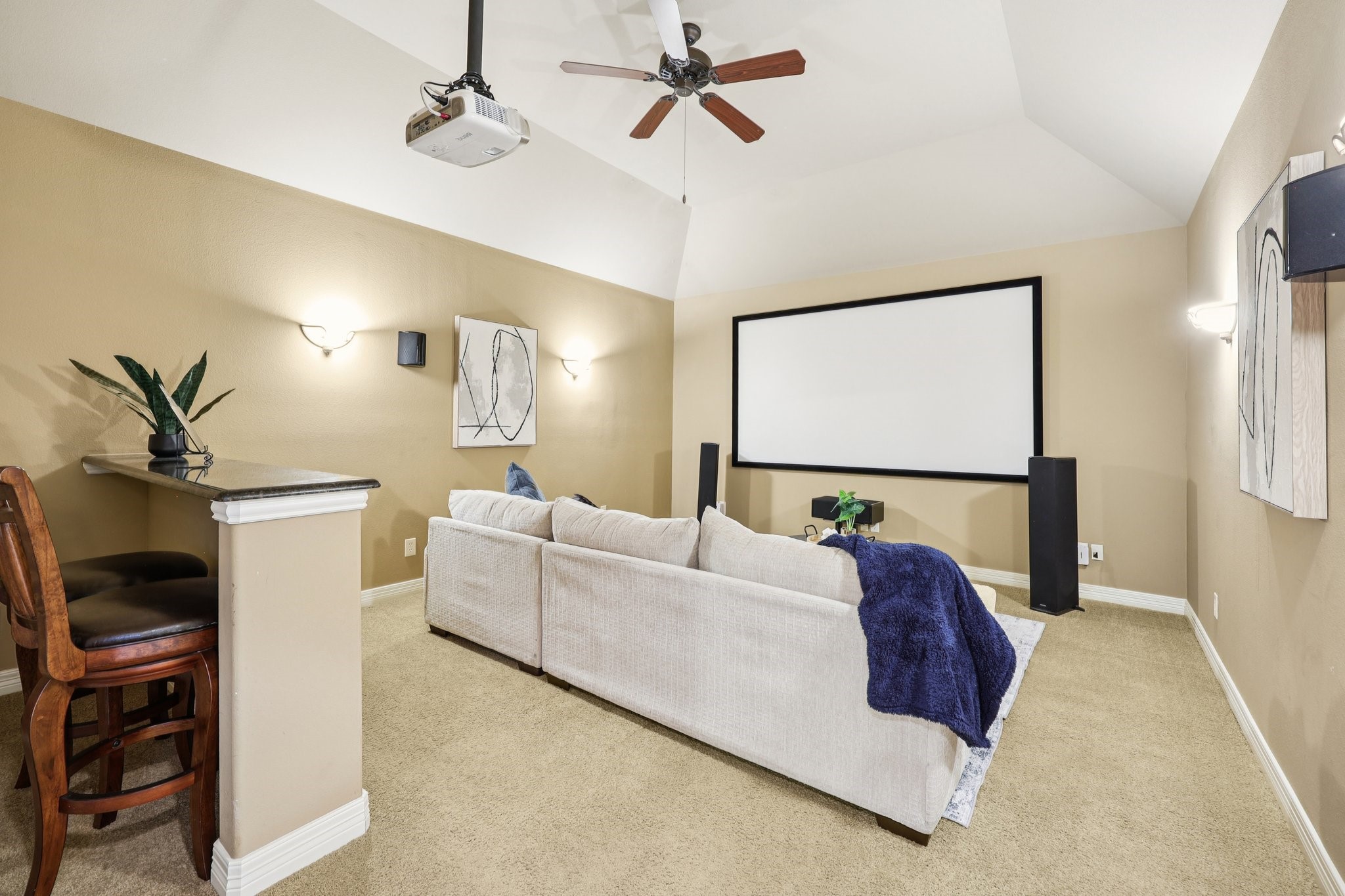 4320 Chevy Chase Lane