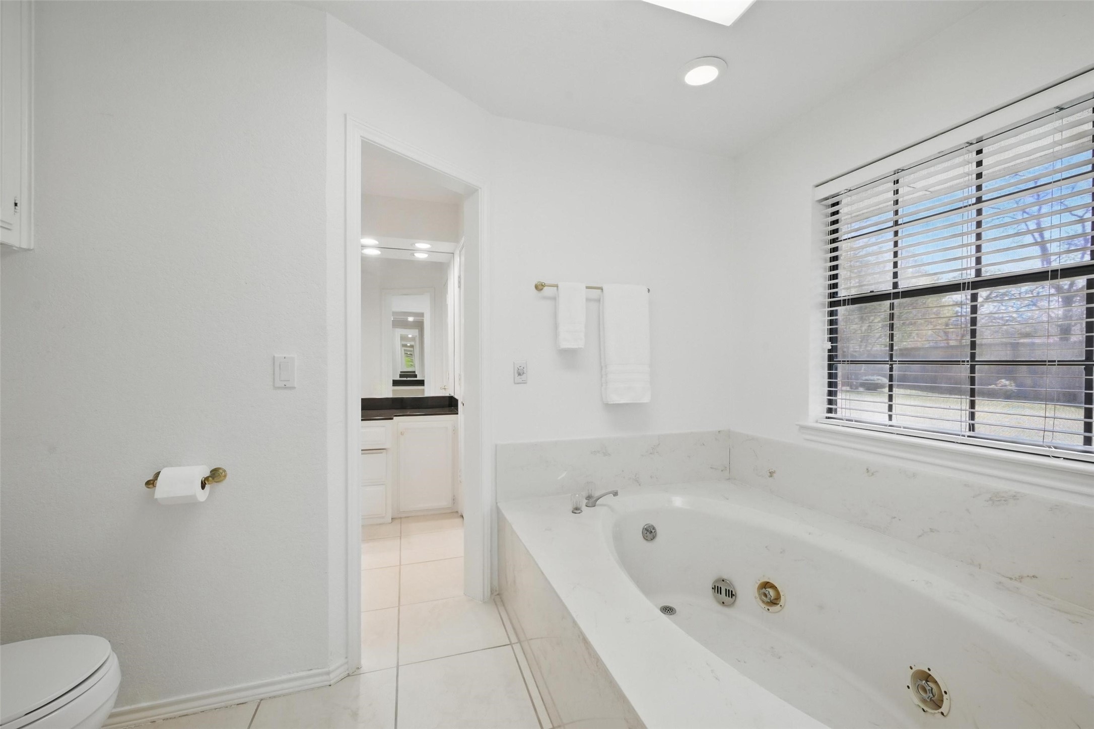 3620 Red Oak Drive