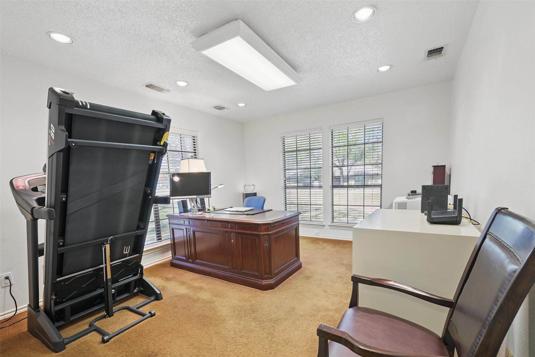 3620 Red Oak Drive