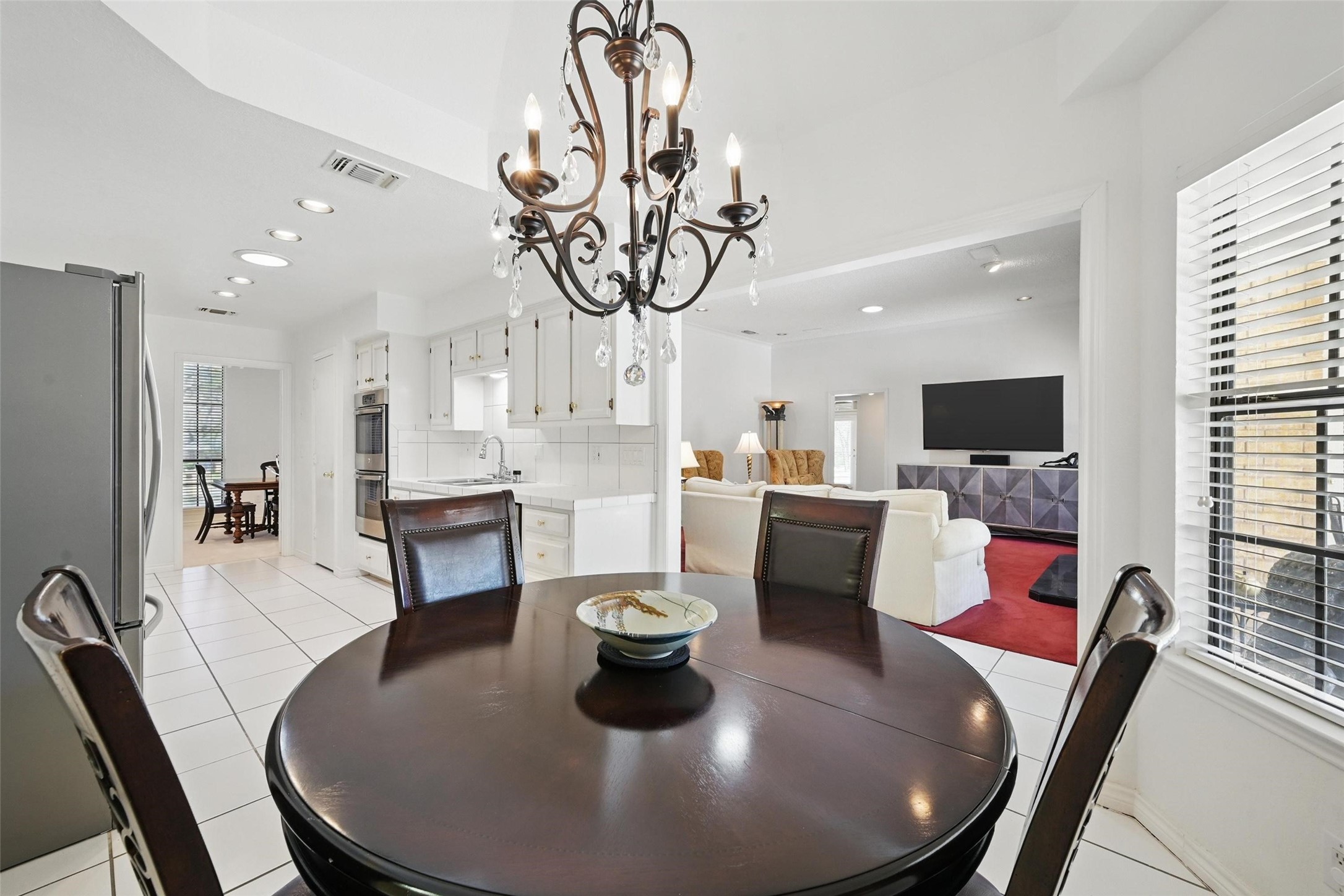 3620 Red Oak Drive