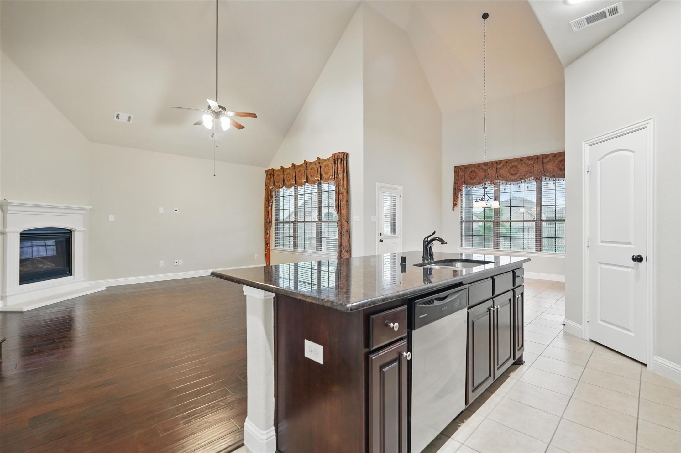 284 Arbury Drive