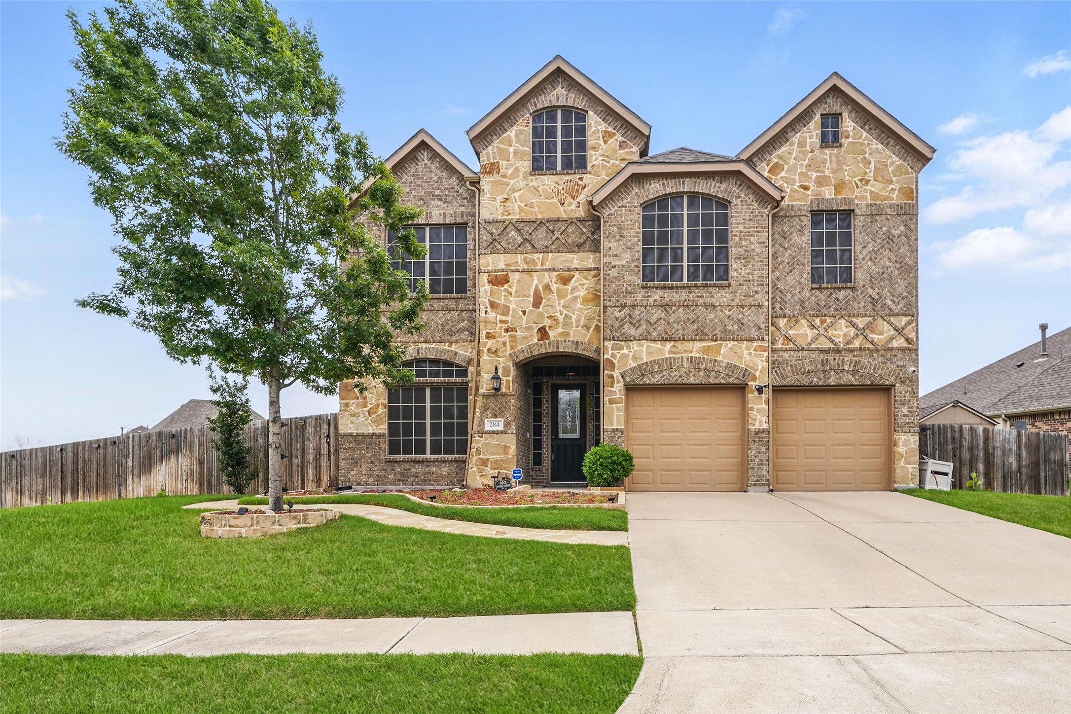 284 Arbury Drive