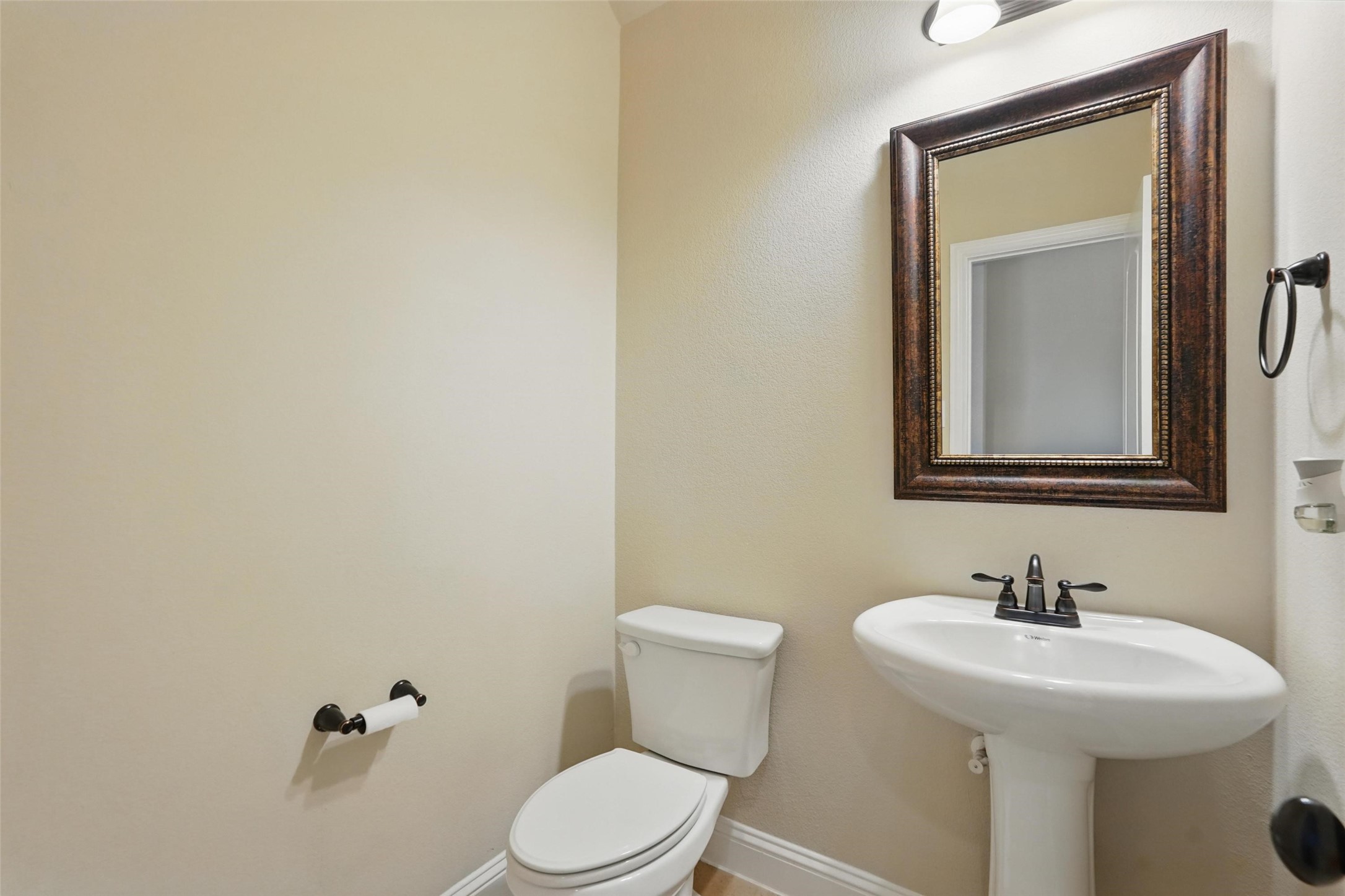 284 Arbury Drive