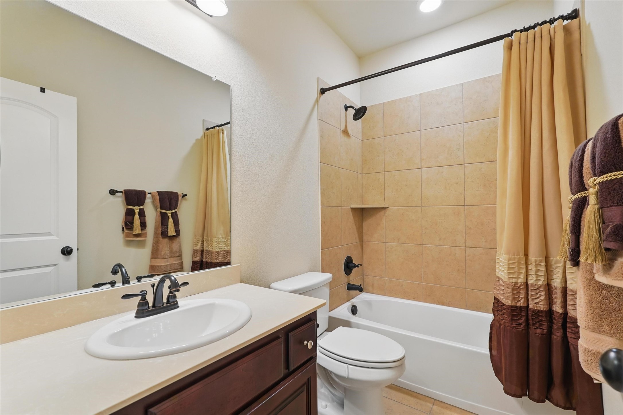 284 Arbury Drive