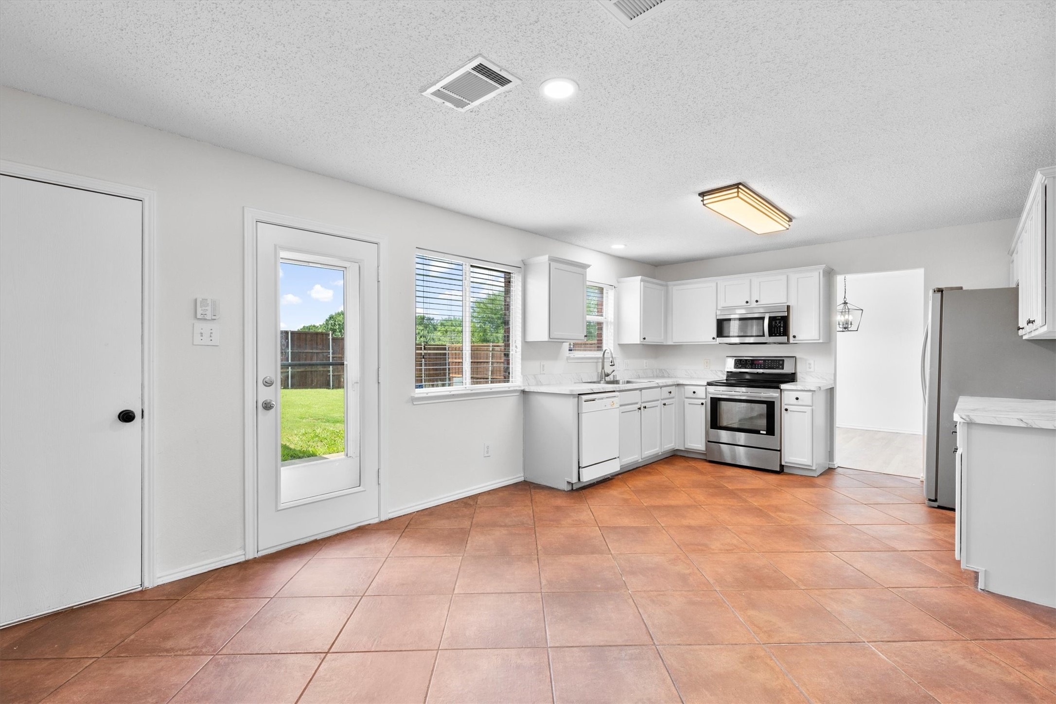 1800 Summer Glen Court