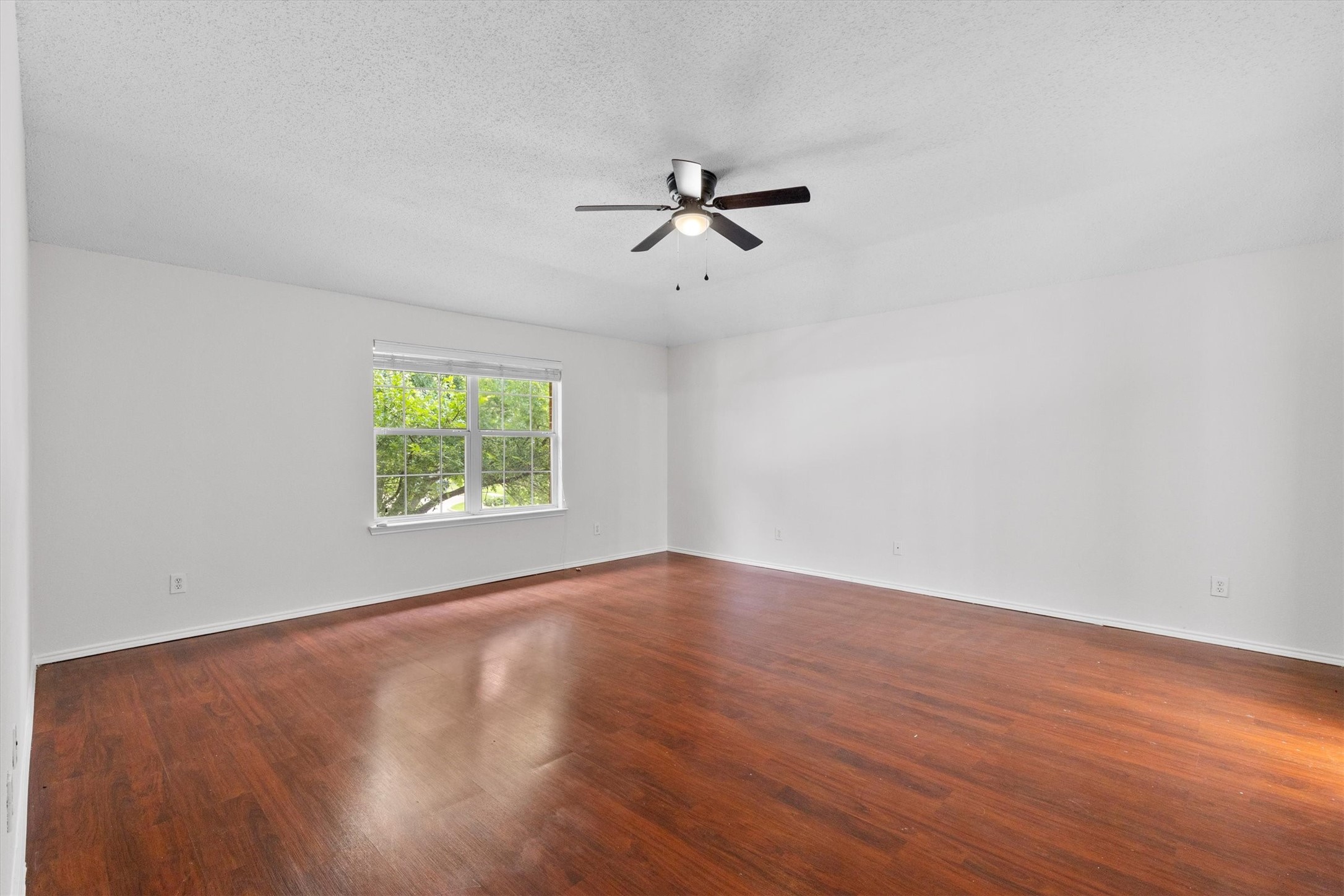 1800 Summer Glen Court