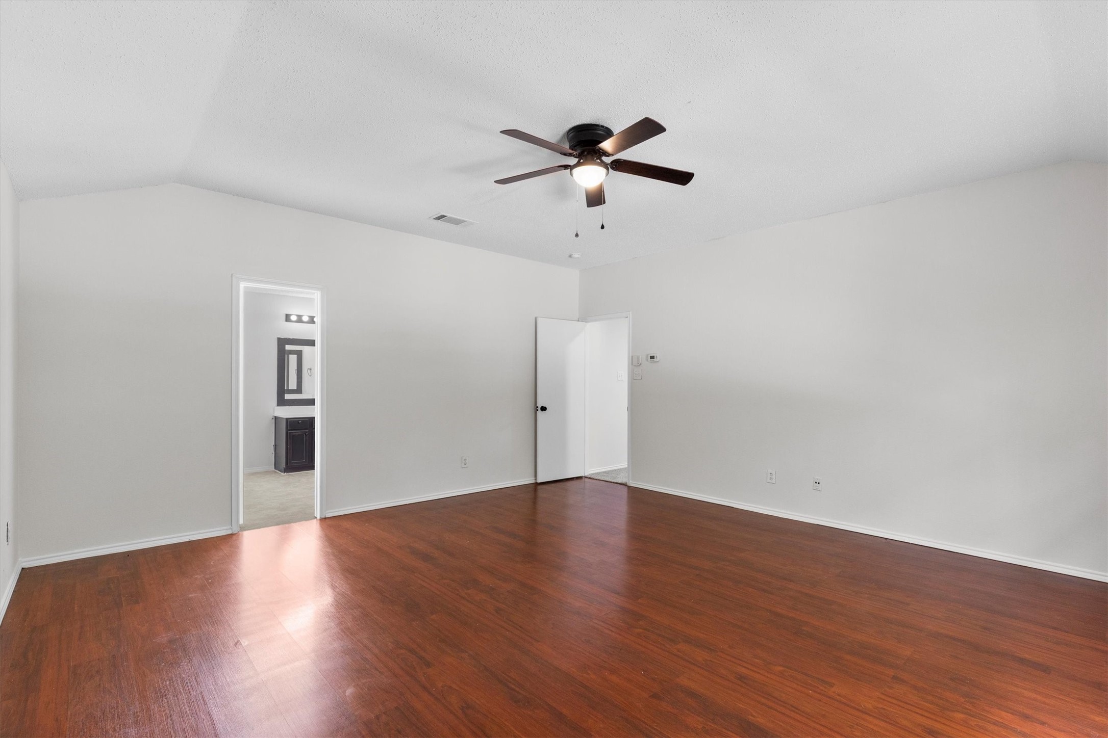 1800 Summer Glen Court