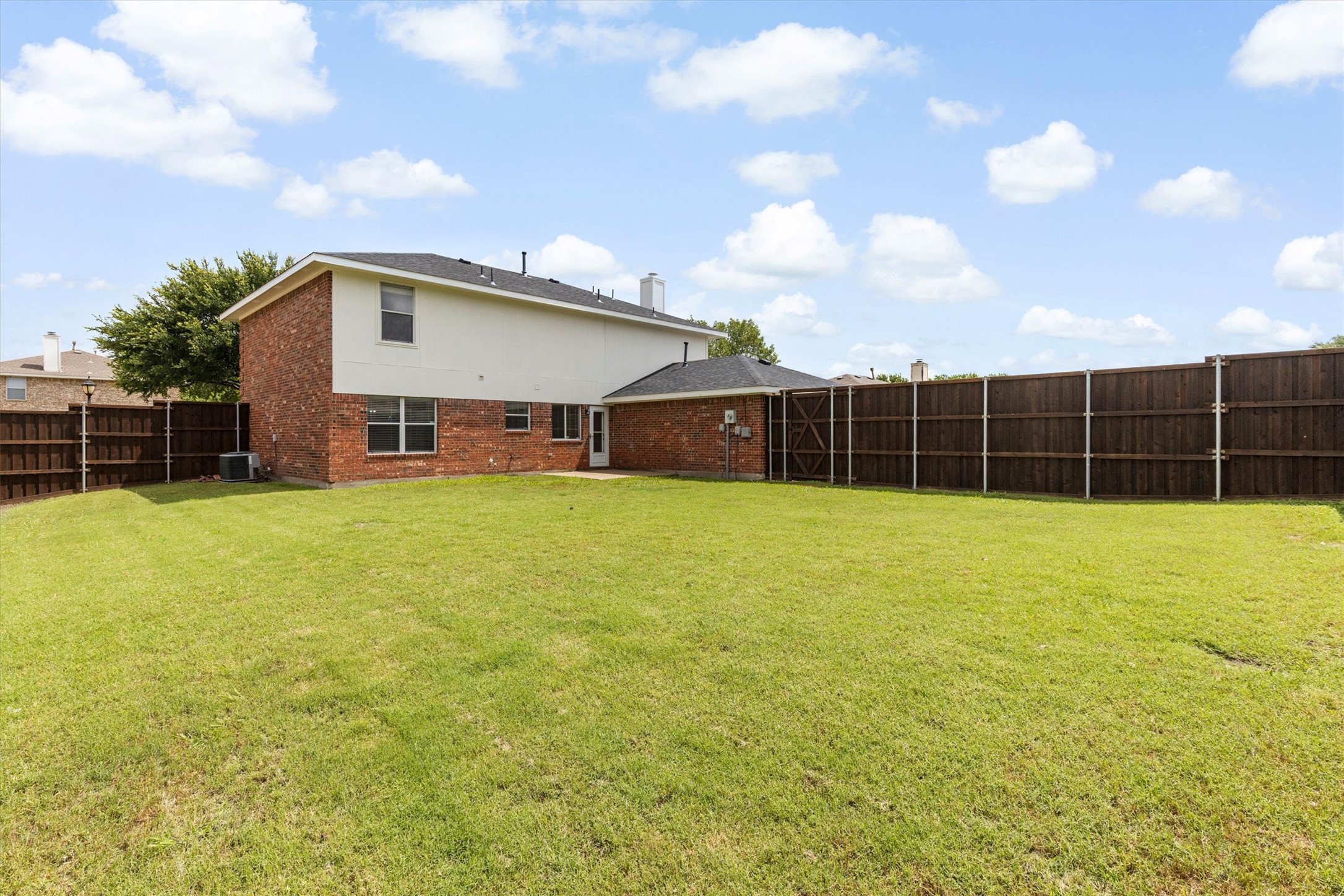 1800 Summer Glen Court