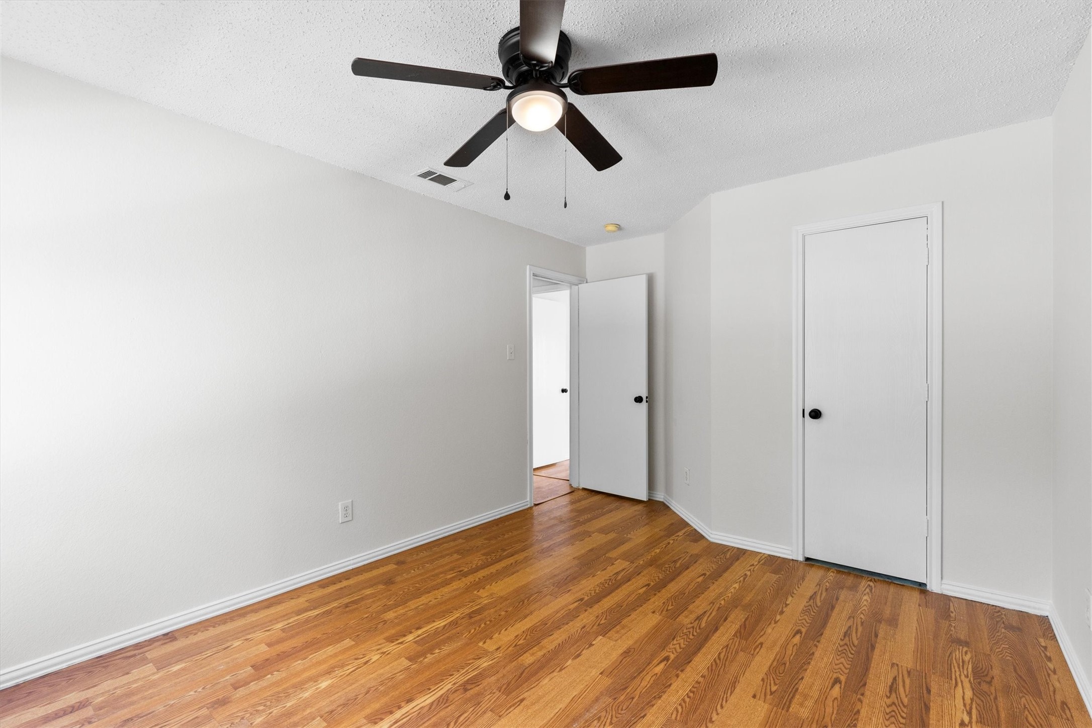 1800 Summer Glen Court