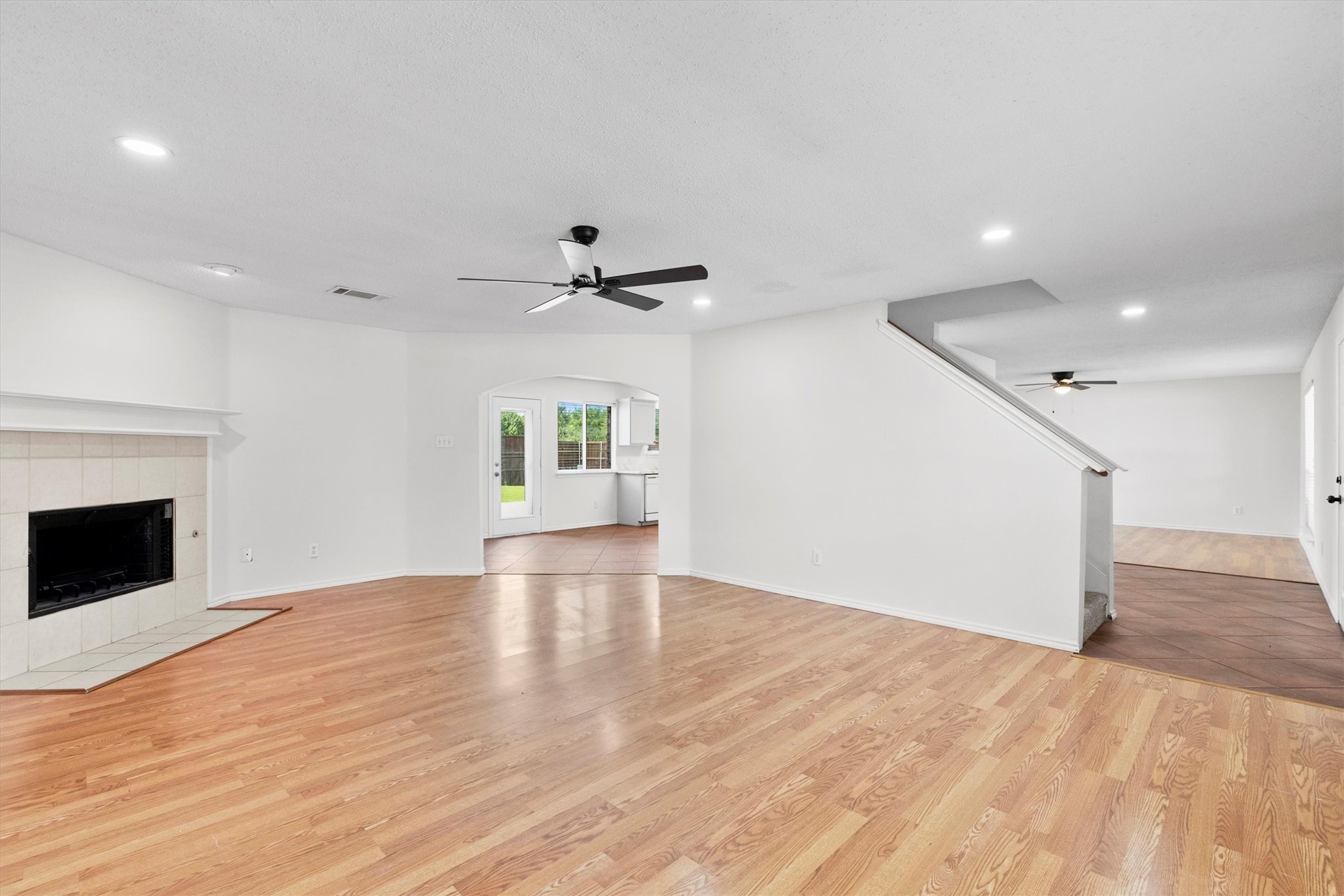 1800 Summer Glen Court