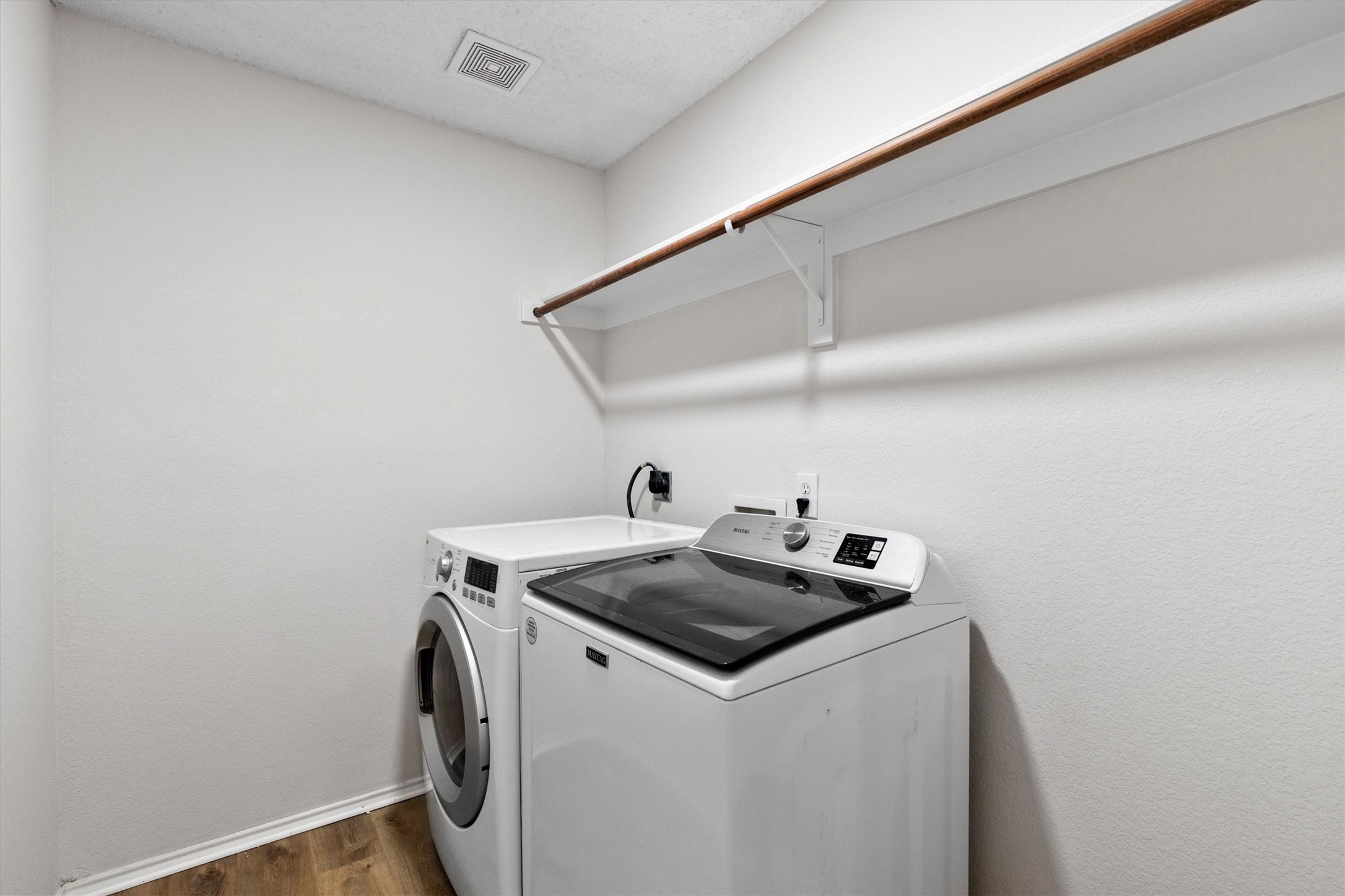 1800 Summer Glen Court