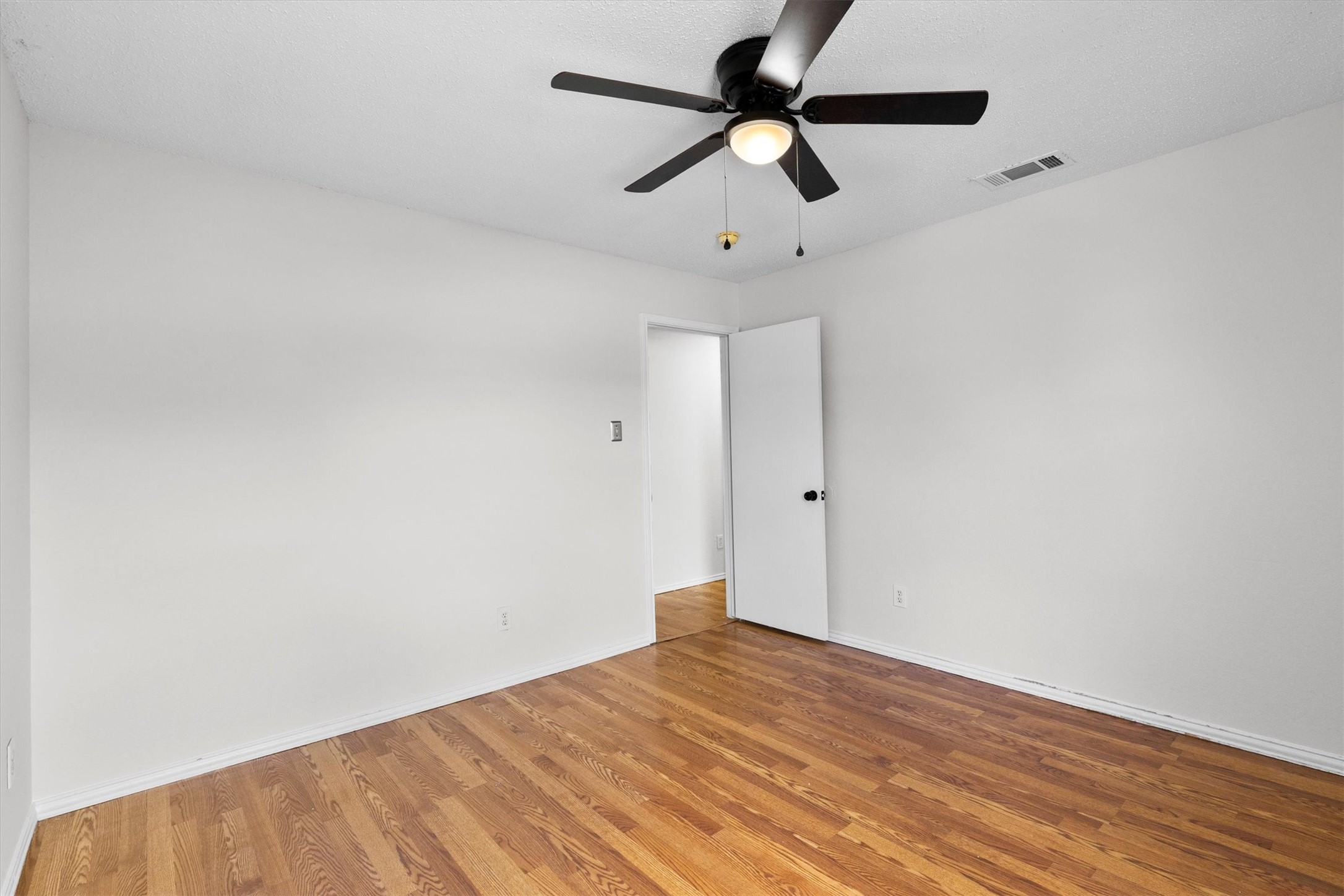 1800 Summer Glen Court