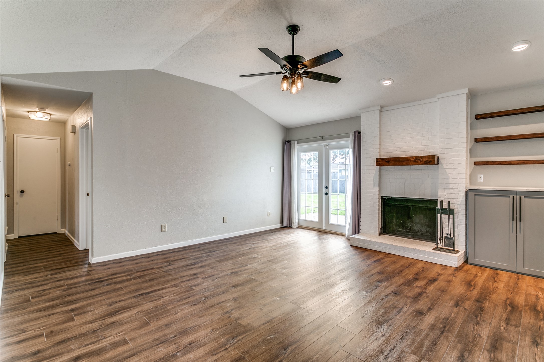 1730 Clarendon Drive