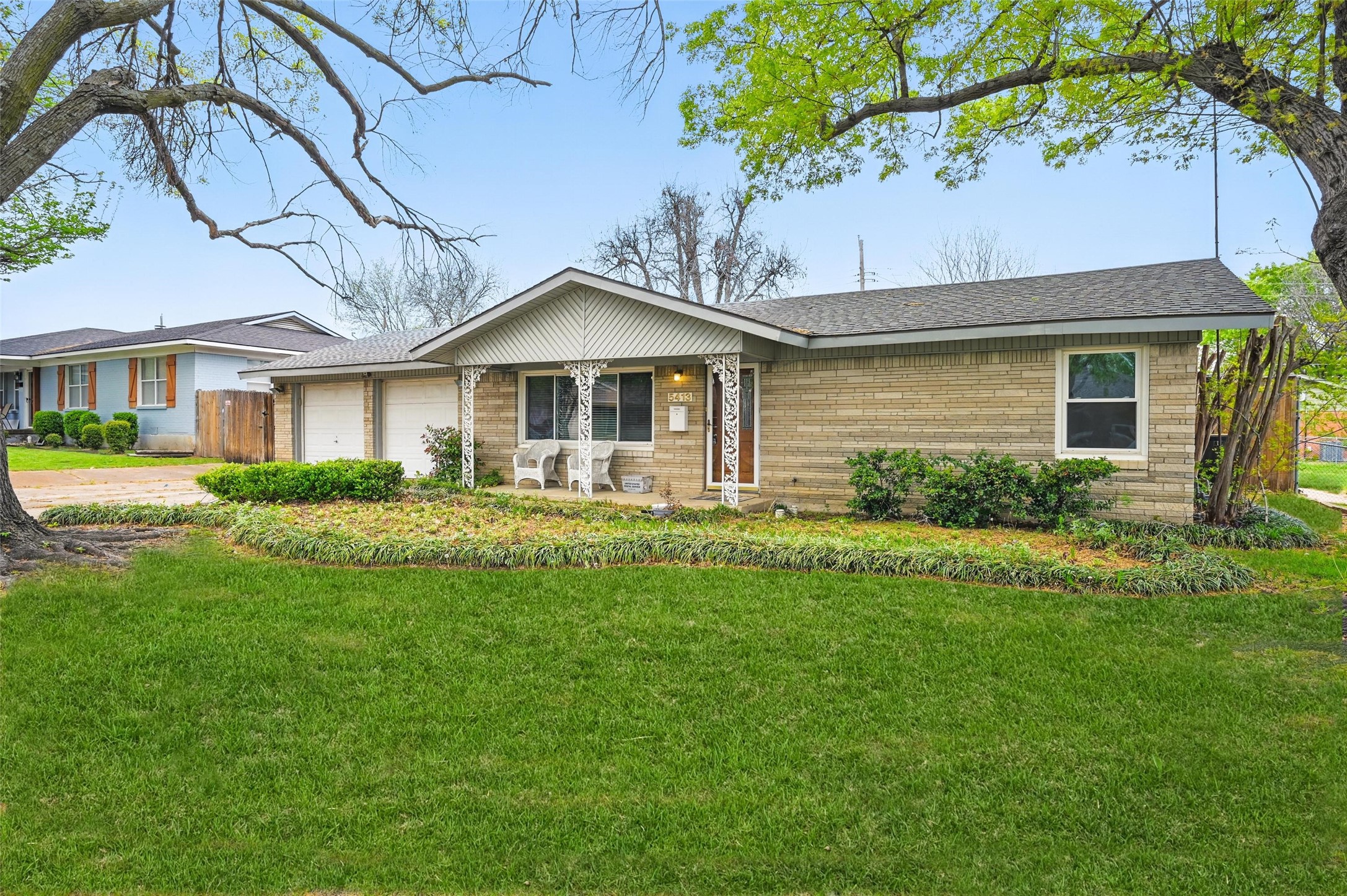 5413 Jerri Lane