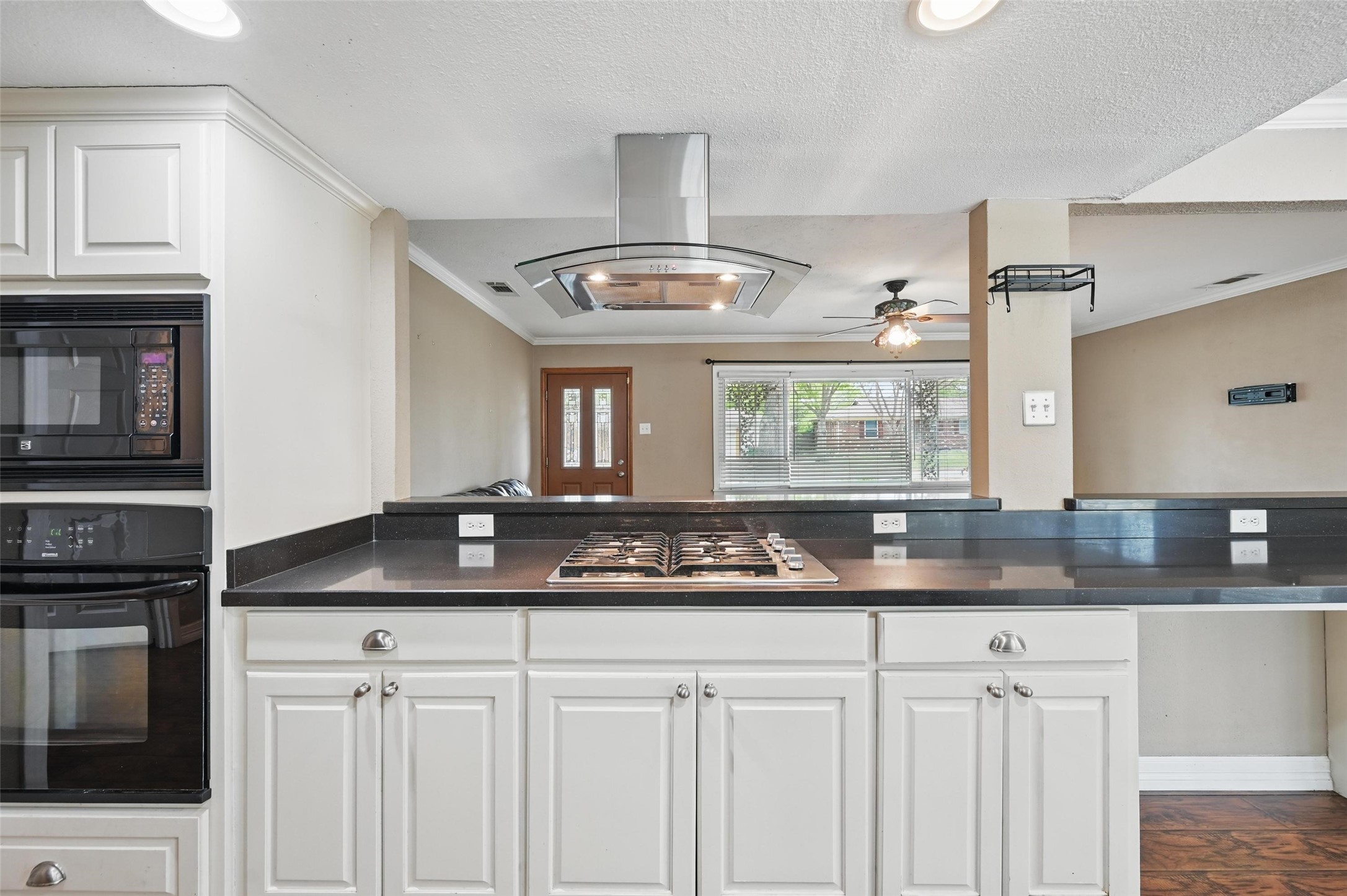 5413 Jerri Lane