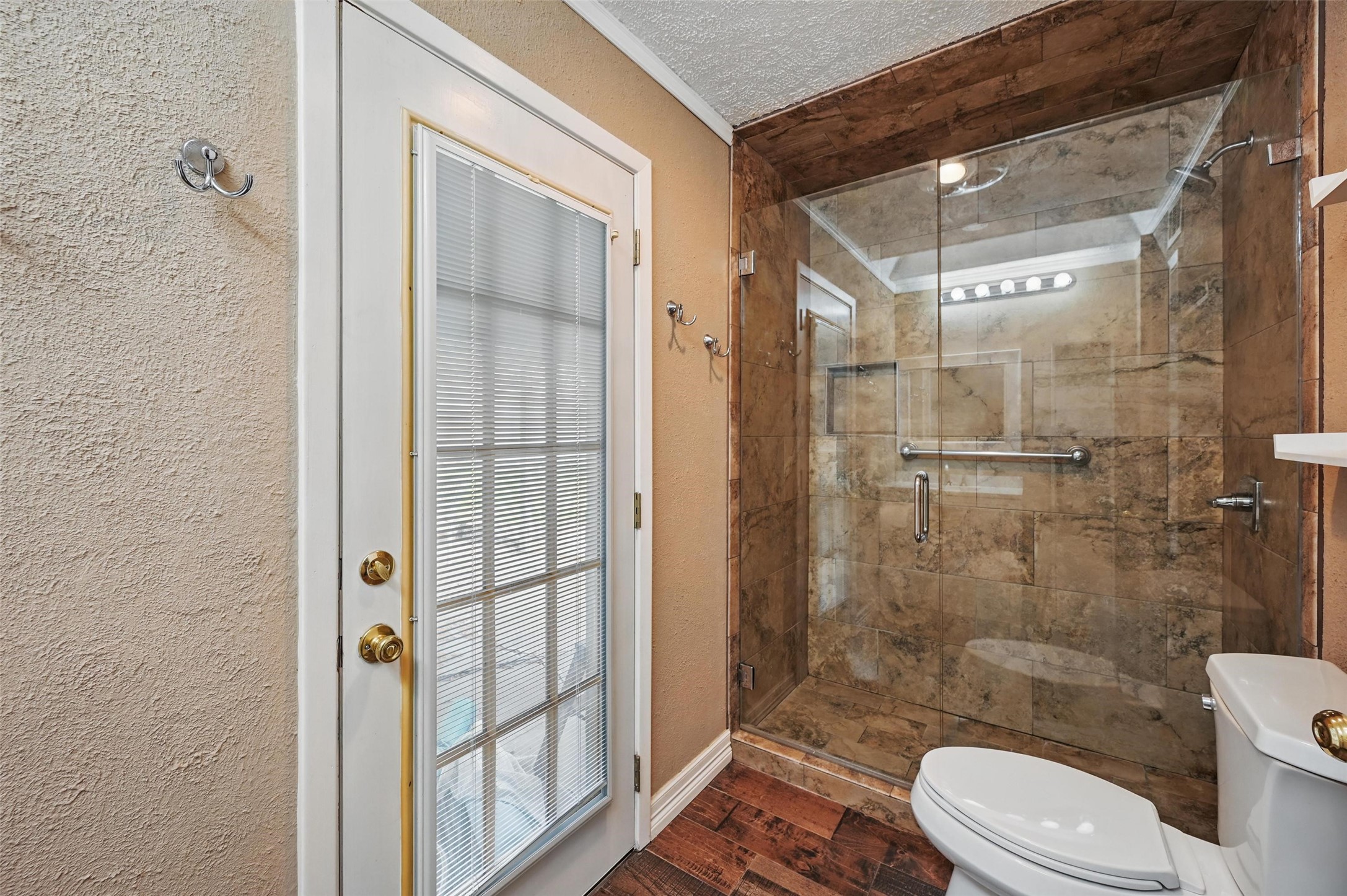 5413 Jerri Lane