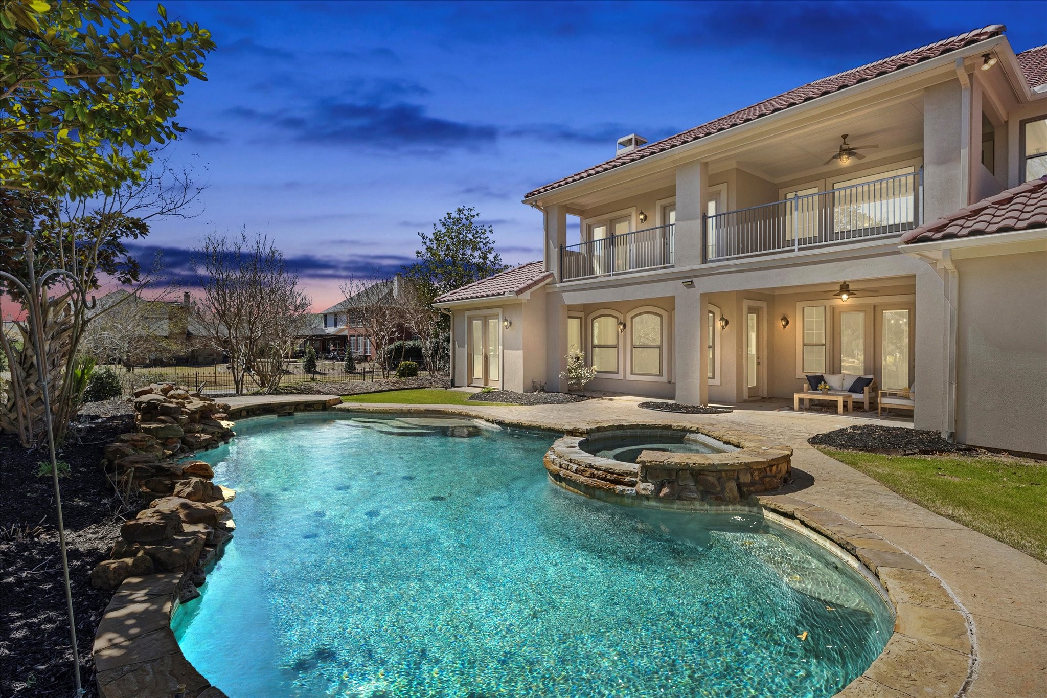 945 Deer Hollow Boulevard