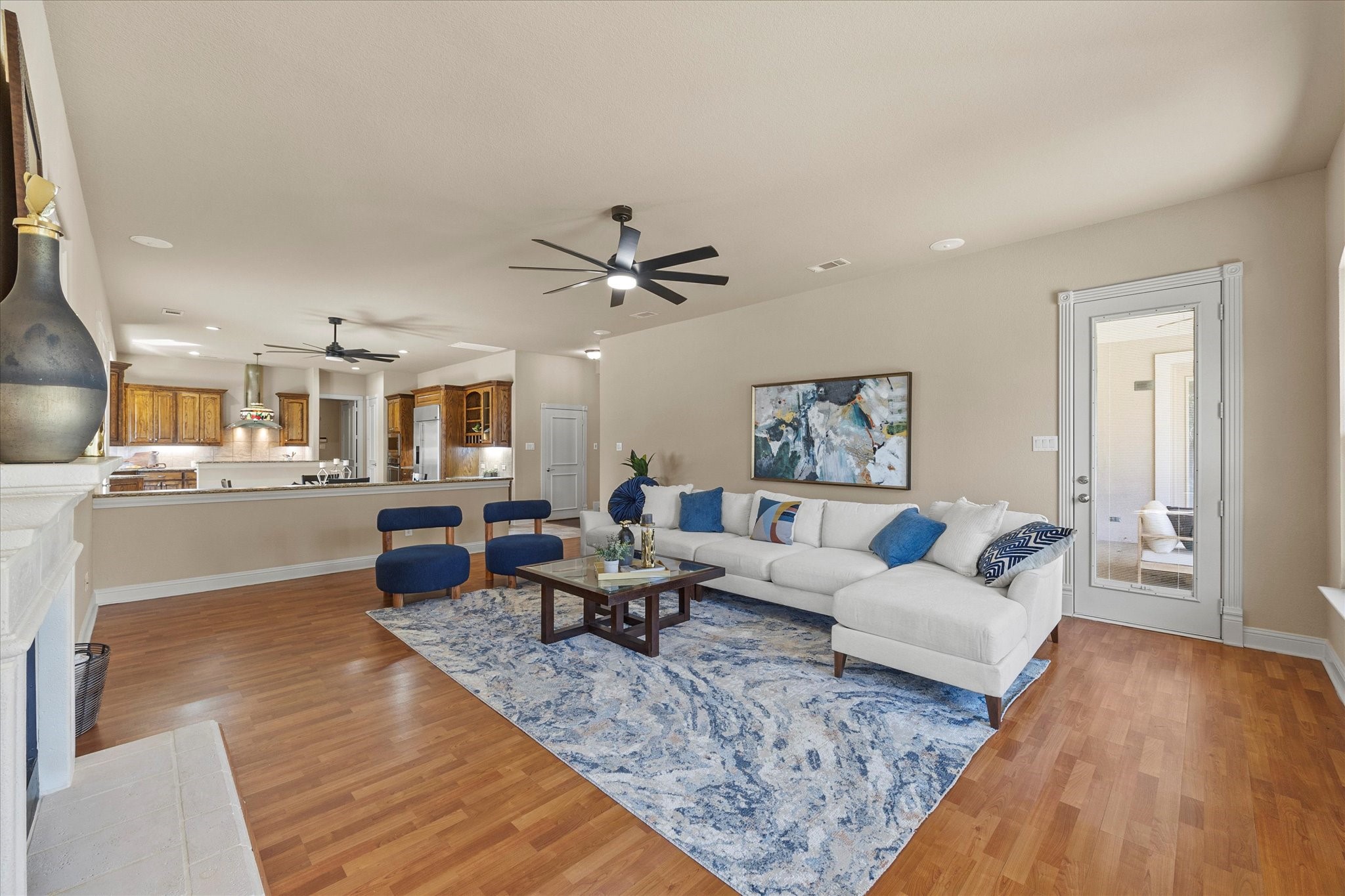 945 Deer Hollow Boulevard