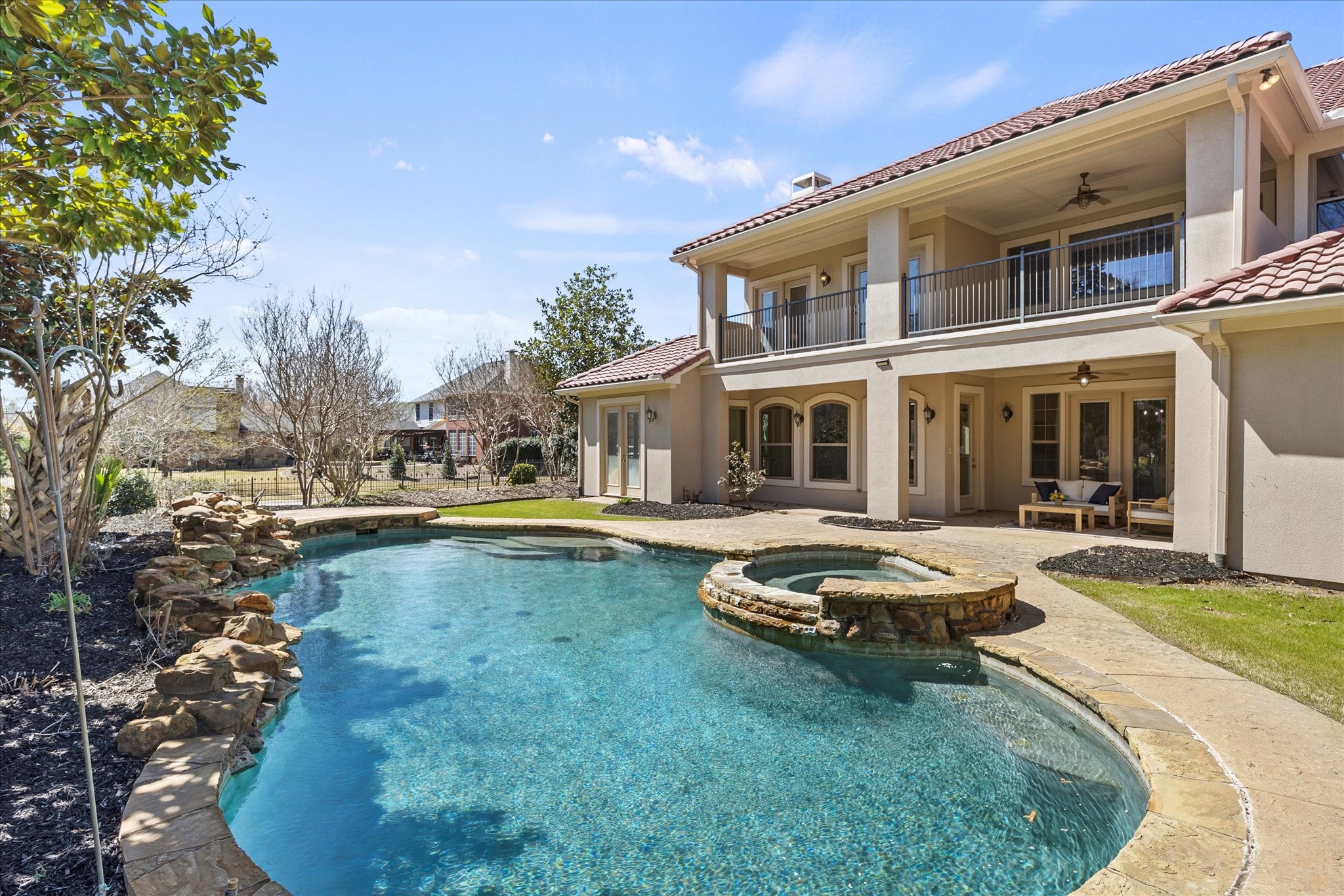 945 Deer Hollow Boulevard