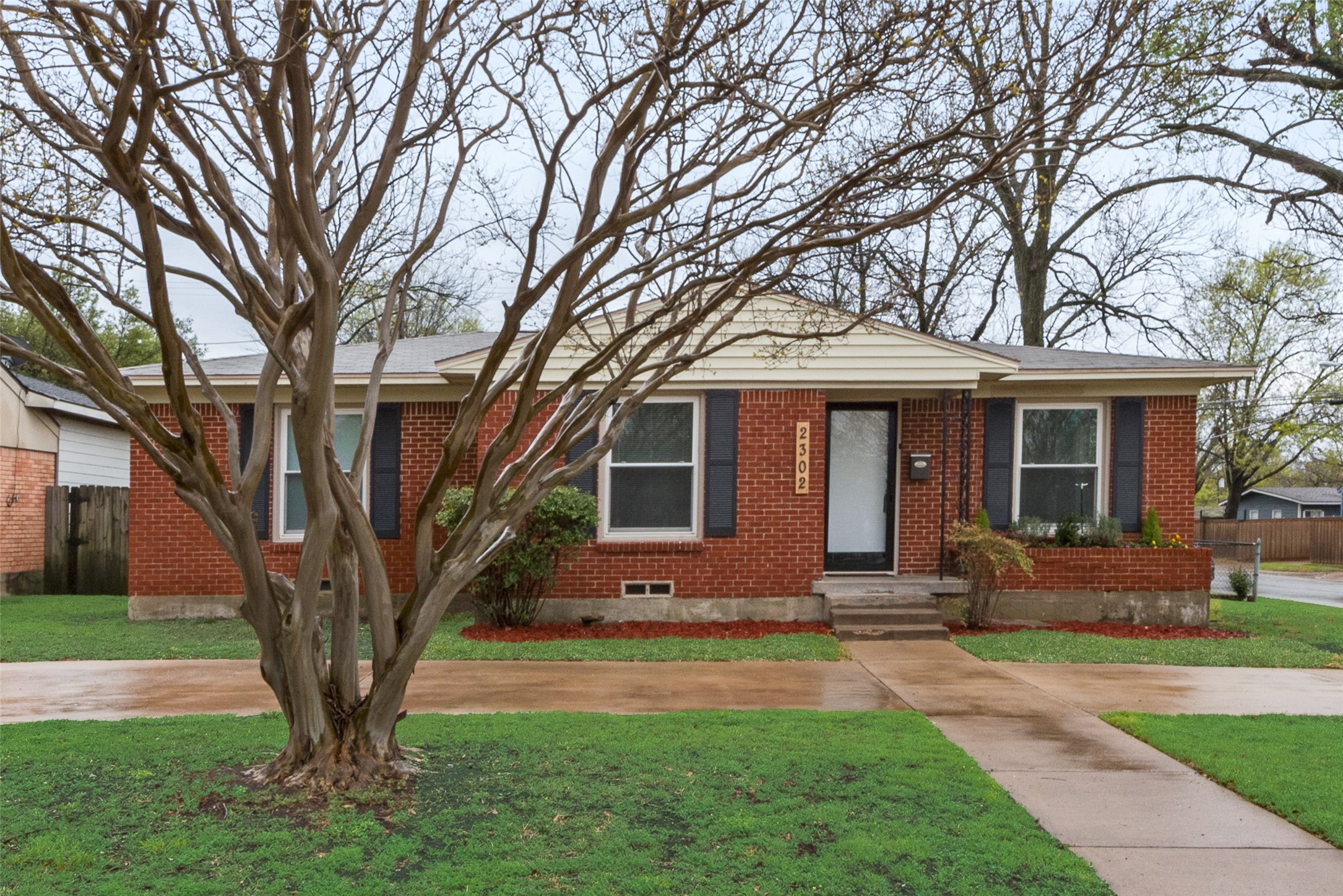 2302 Centerville Road