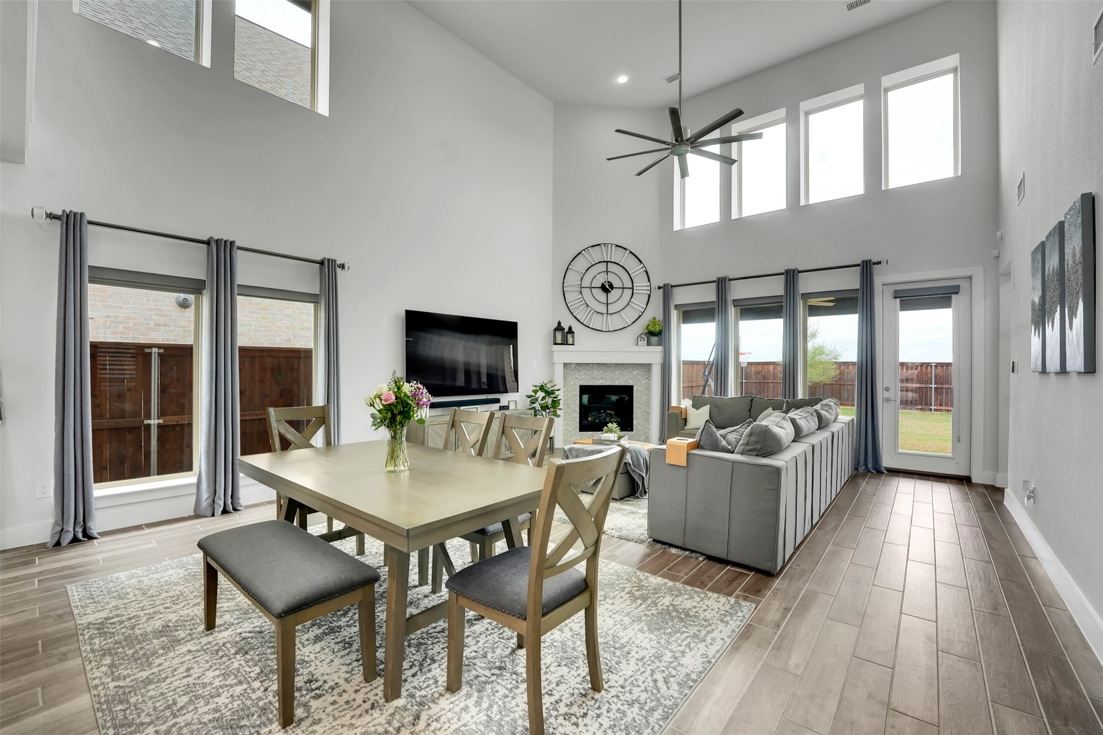 1811 Cypress Gap Trail