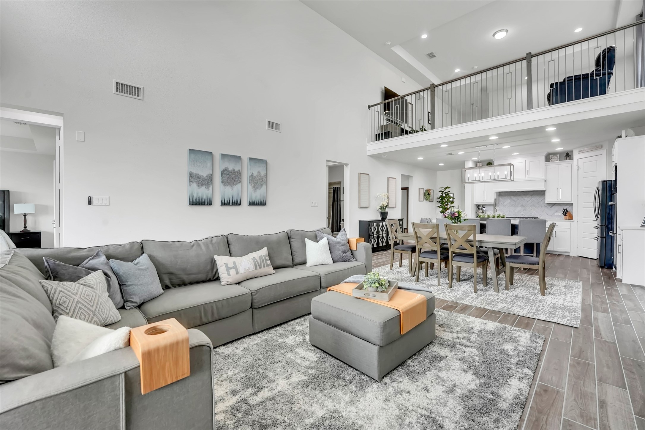 1811 Cypress Gap Trail