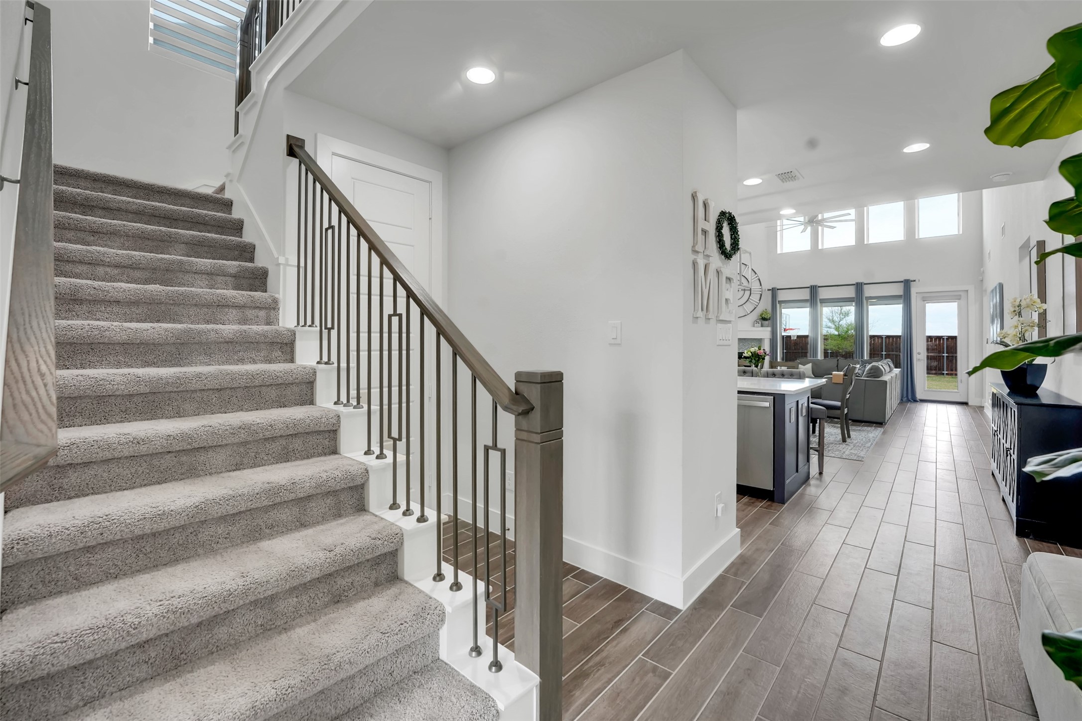 1811 Cypress Gap Trail