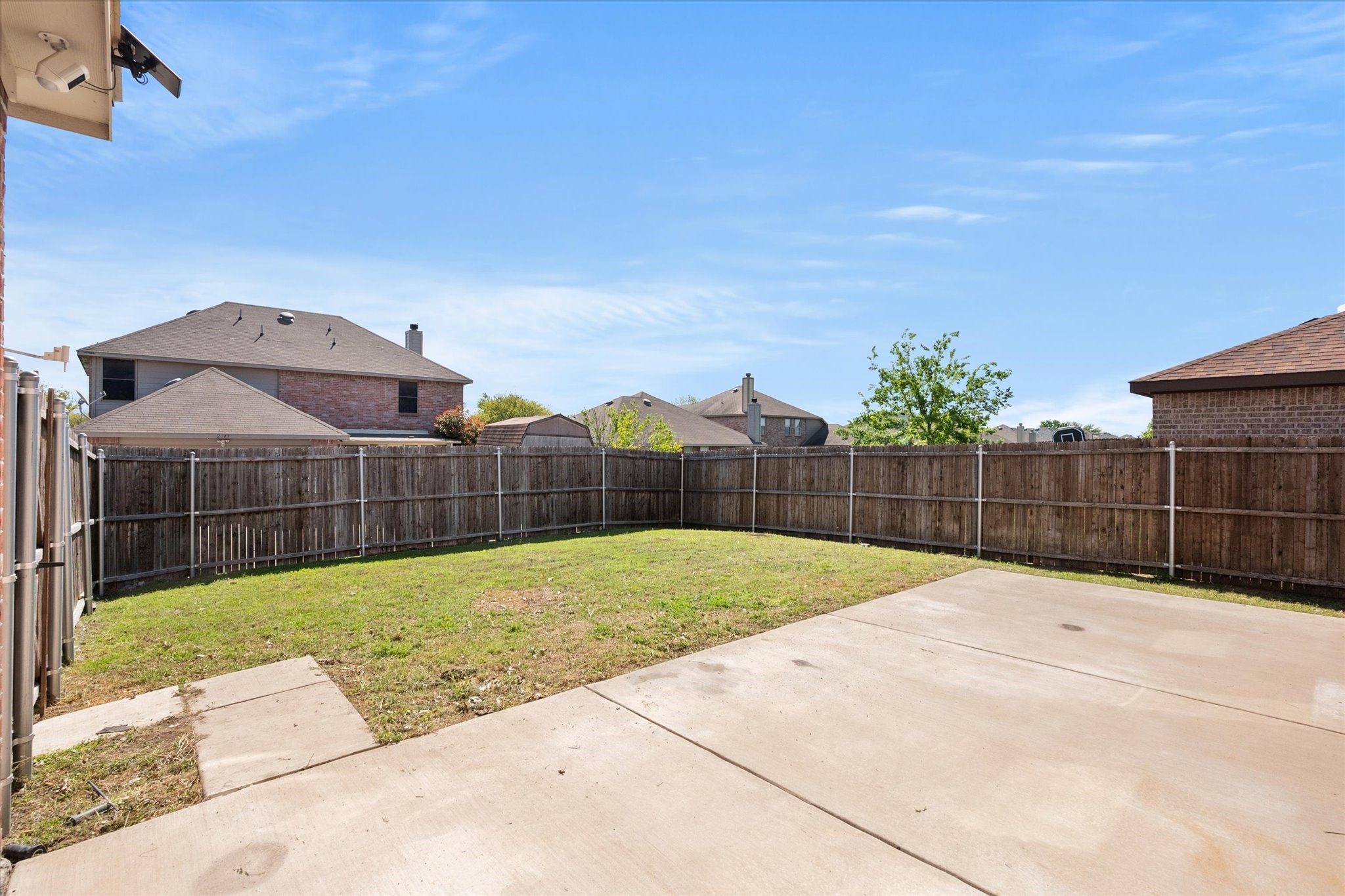 2044 Glen Hollow Drive