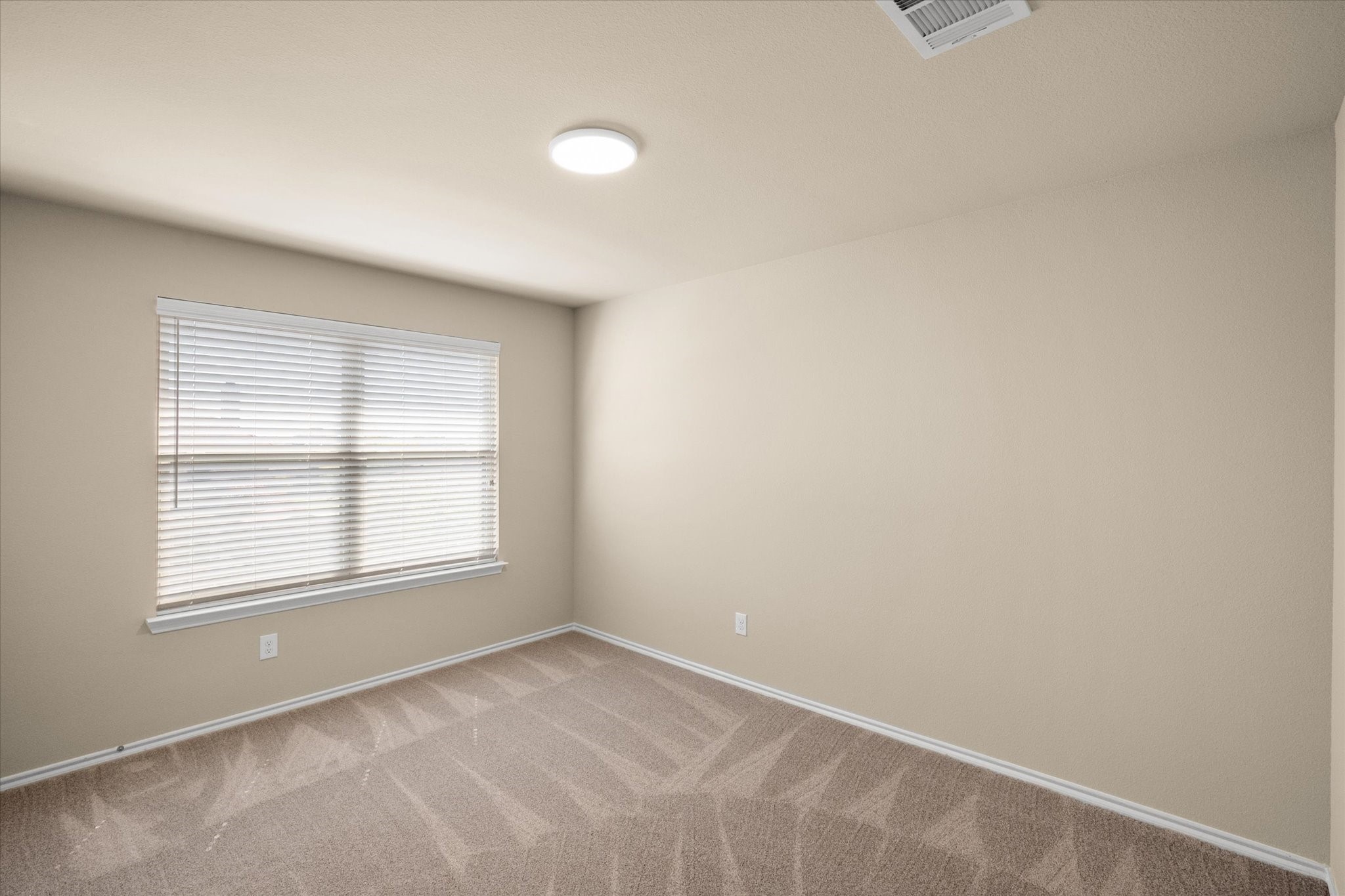2044 Glen Hollow Drive