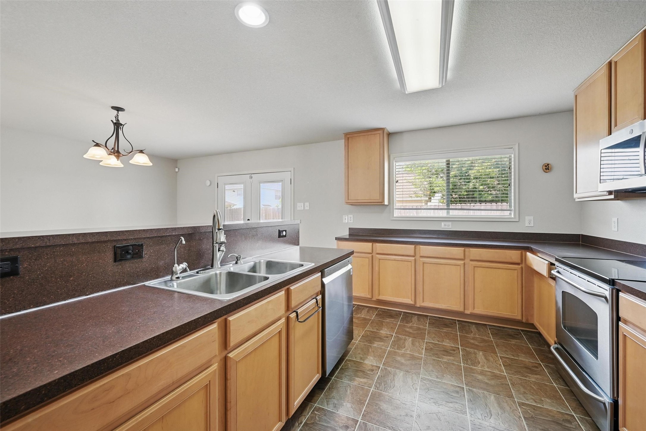 540 Cantebury Park Lane