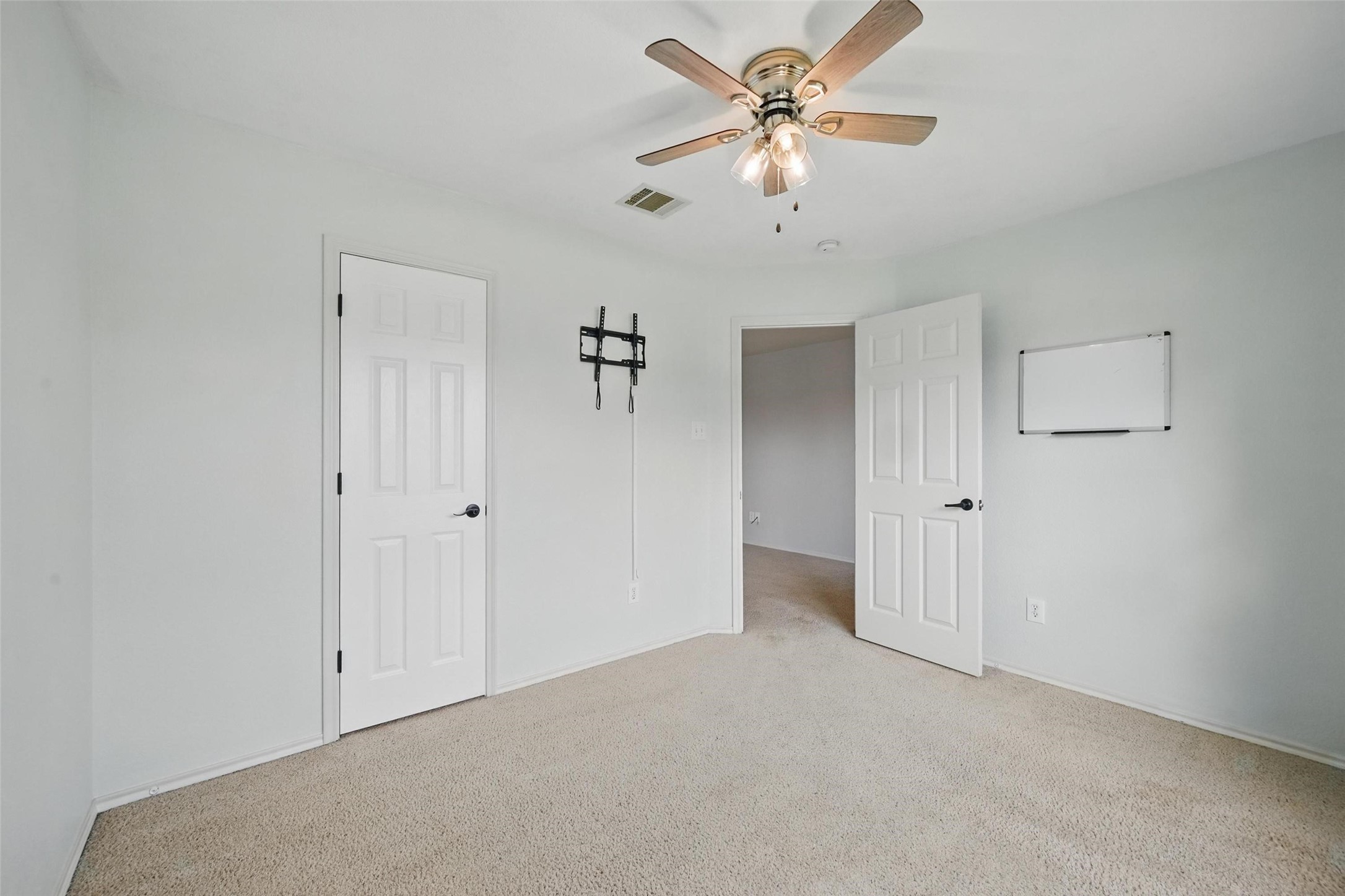 540 Cantebury Park Lane