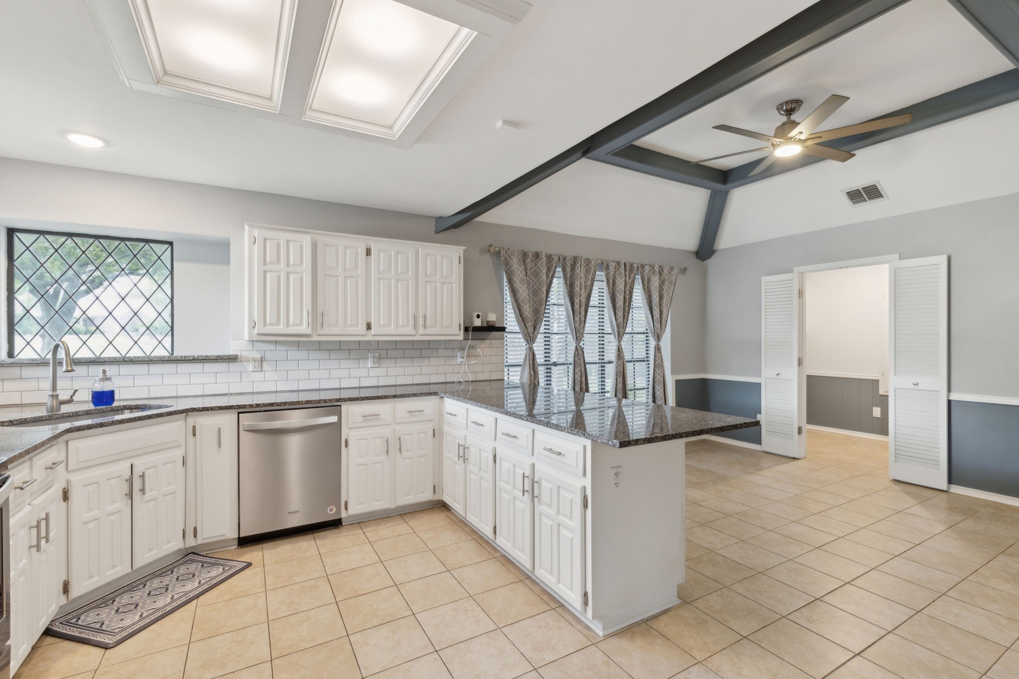 3305 Ridge Oak Drive