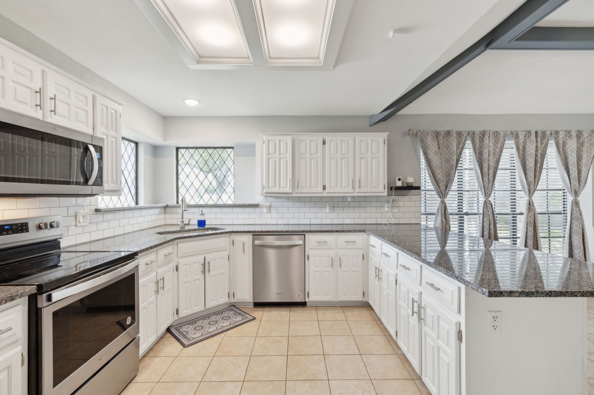 3305 Ridge Oak Drive