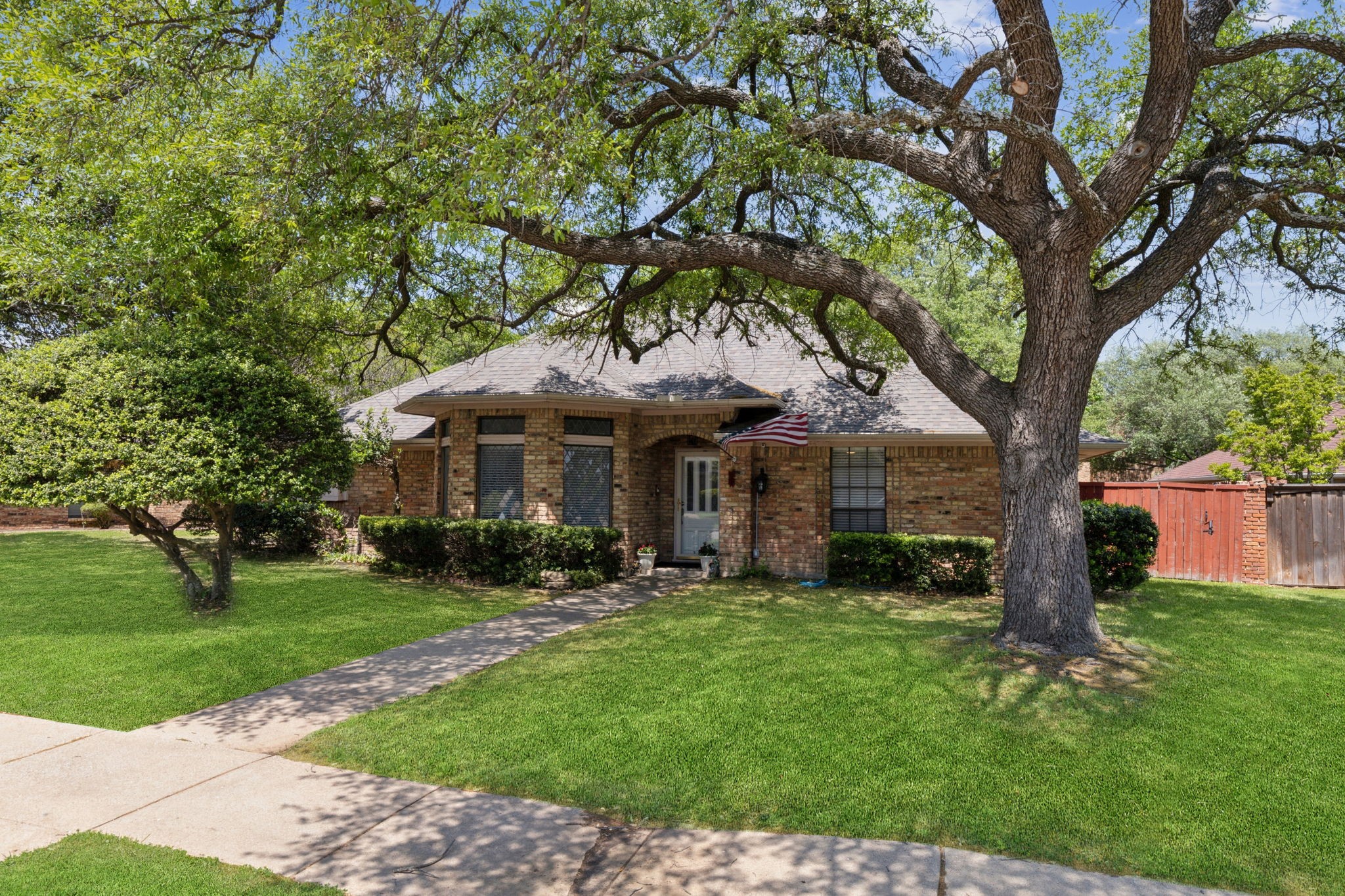 3305 Ridge Oak Drive
