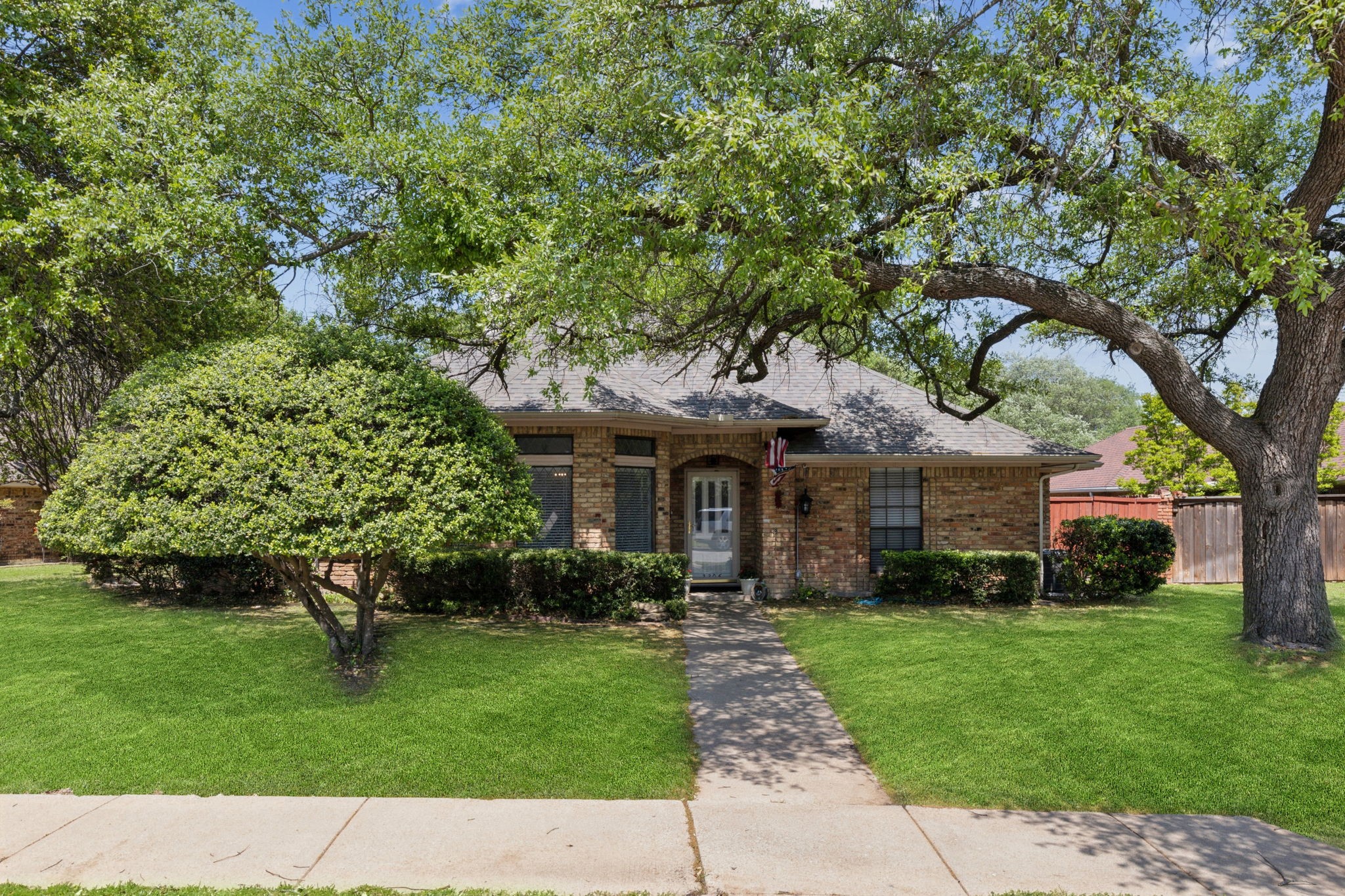 3305 Ridge Oak Drive