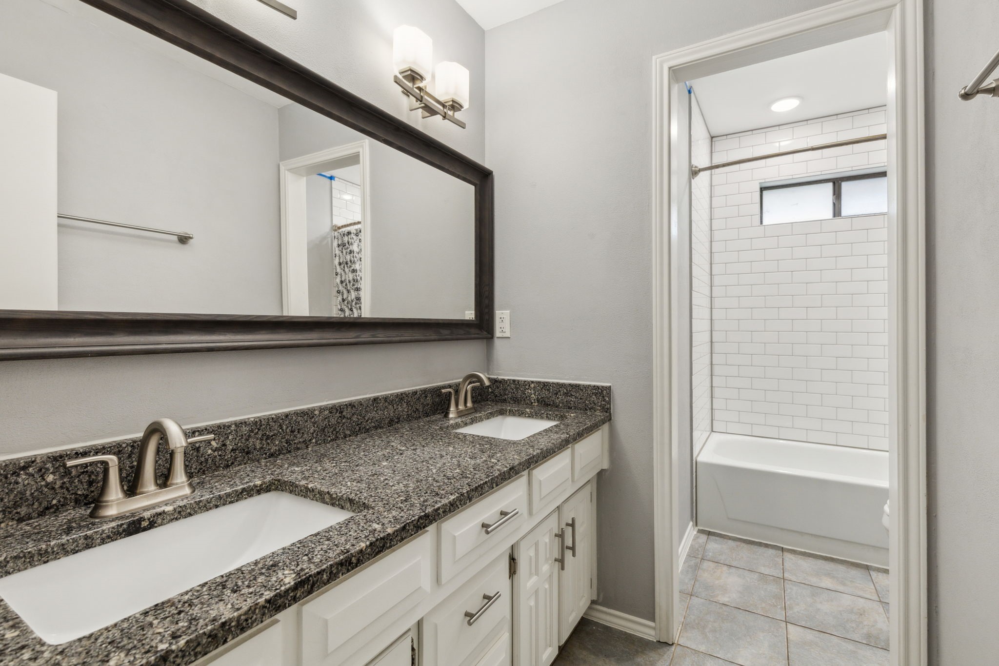 3305 Ridge Oak Drive