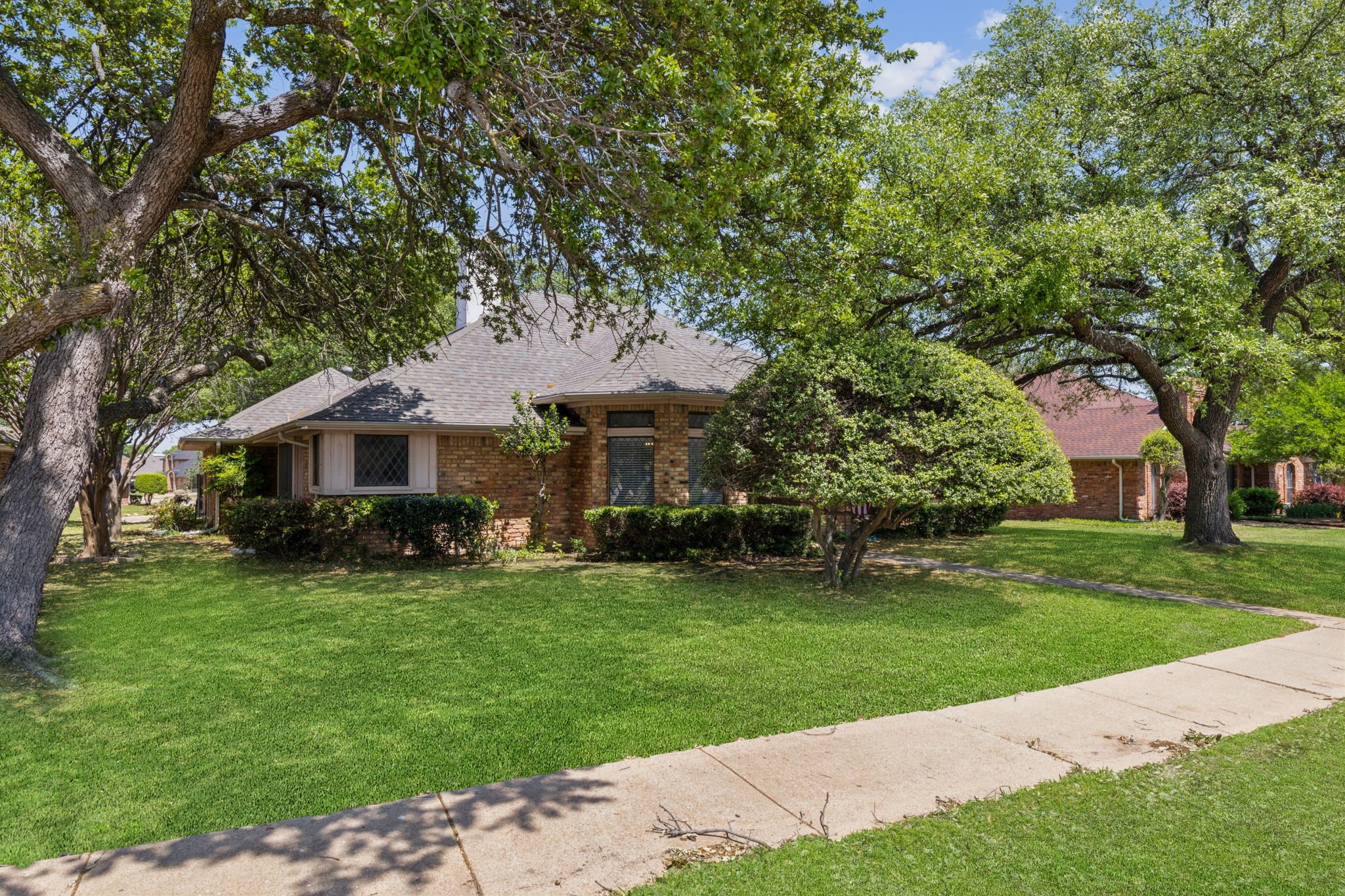 3305 Ridge Oak Drive