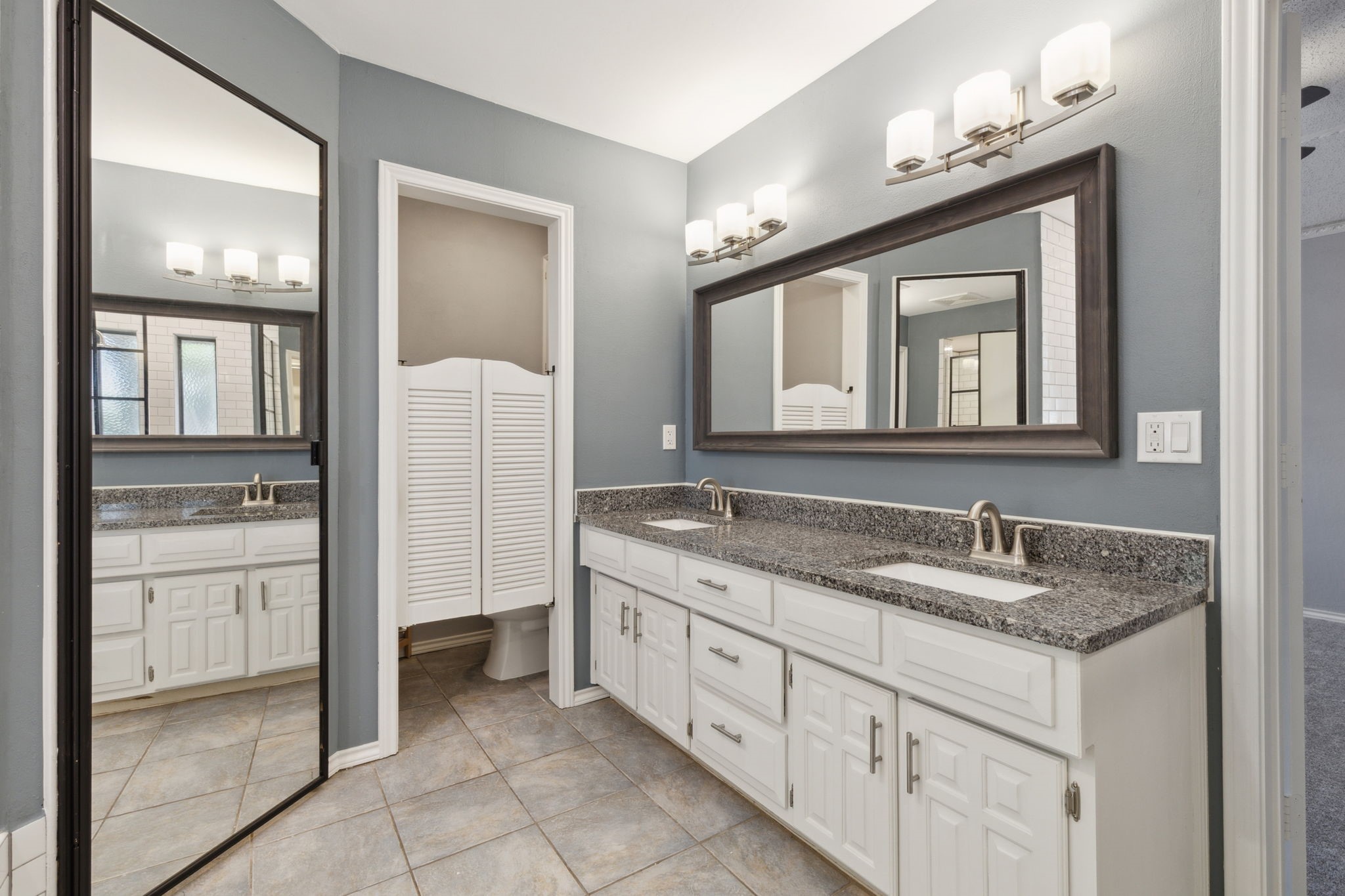 3305 Ridge Oak Drive