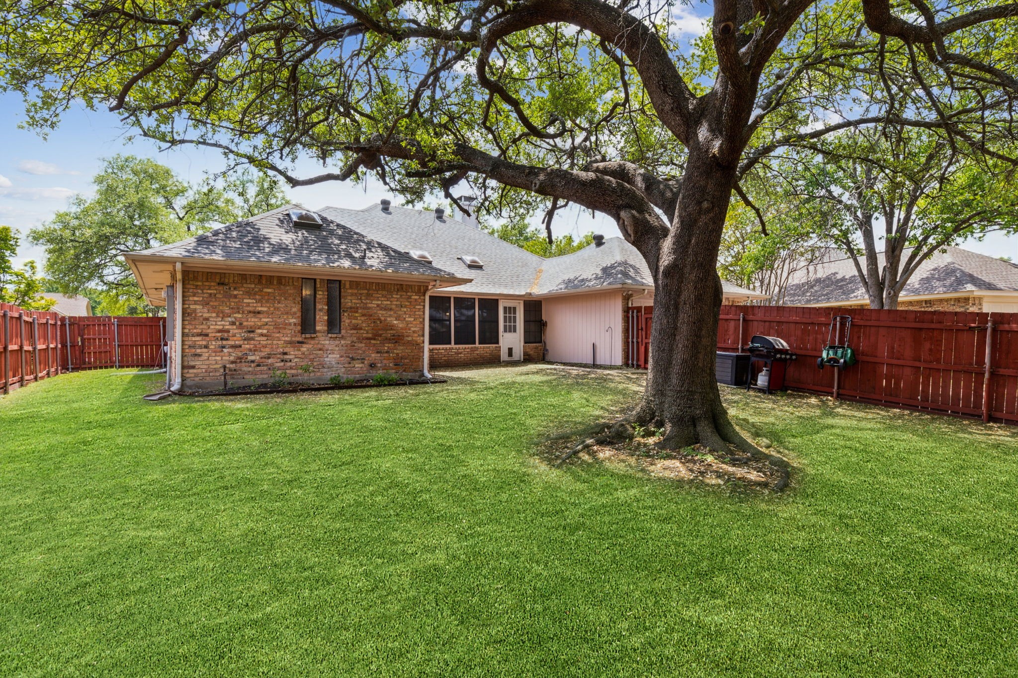 3305 Ridge Oak Drive