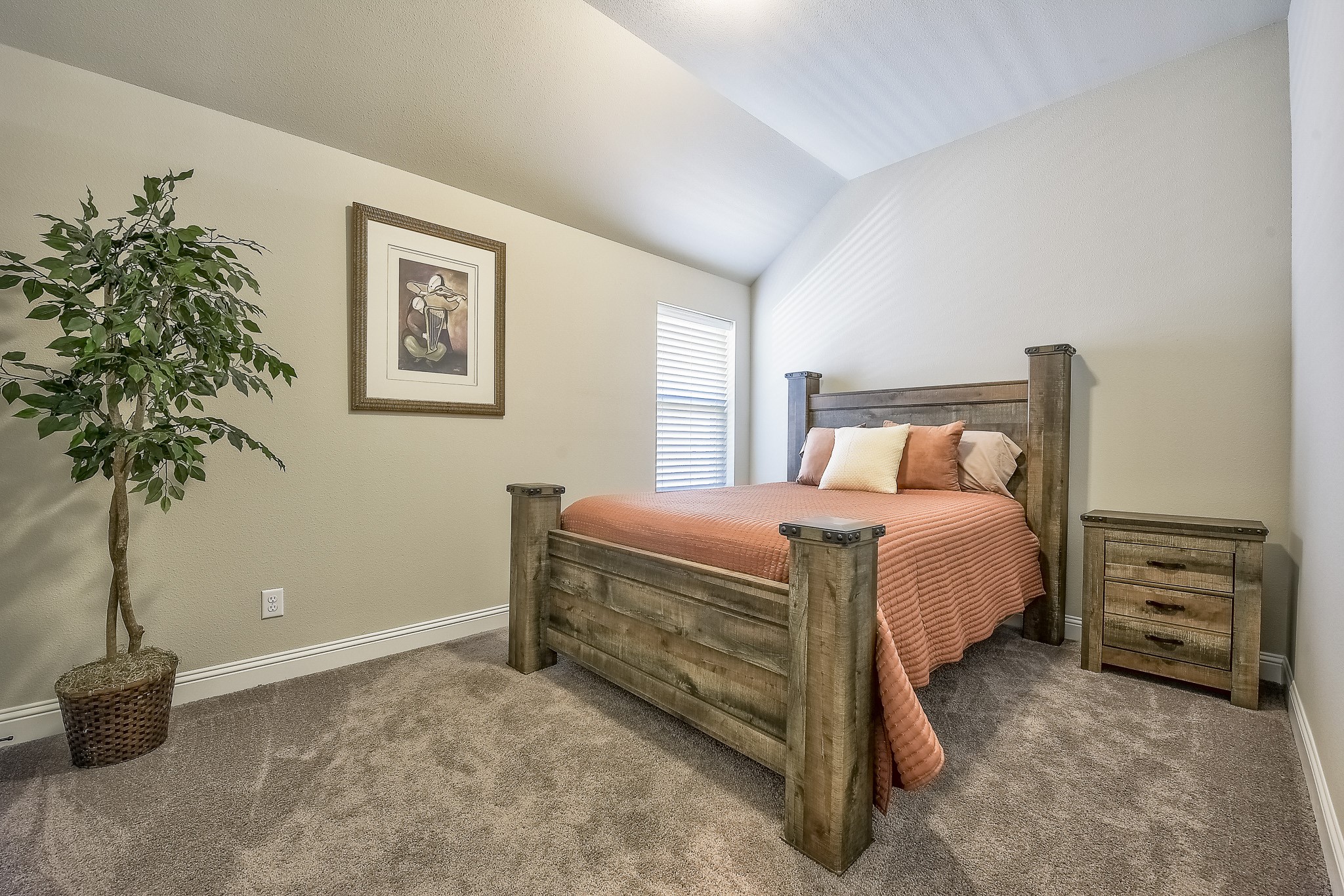 1521 Pirene Alley