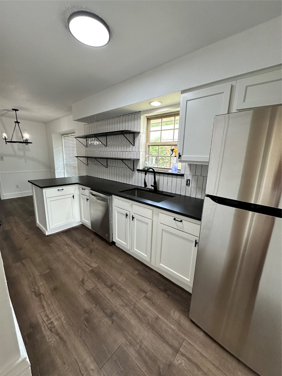 2019 Mistletoe Dr