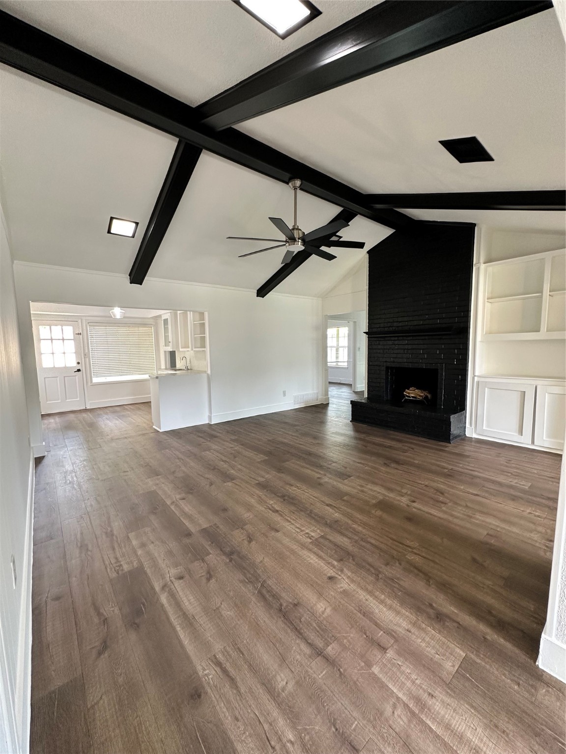 2019 Mistletoe Dr