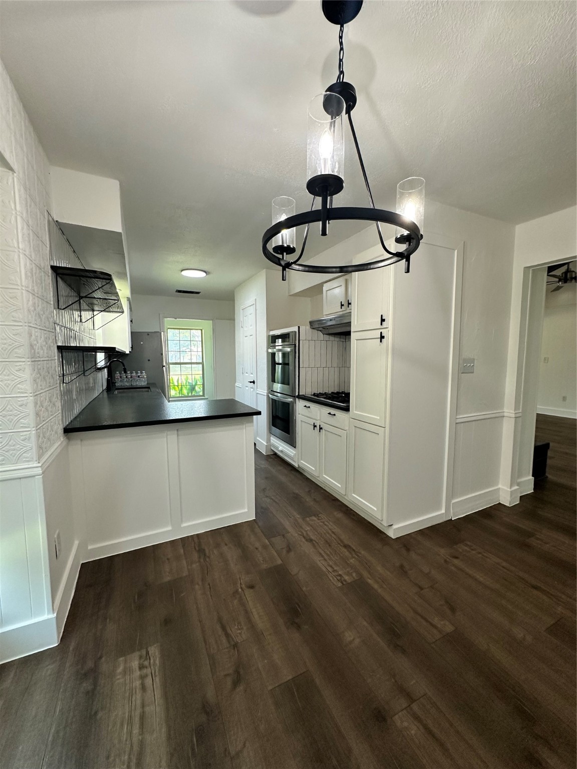 2019 Mistletoe Dr