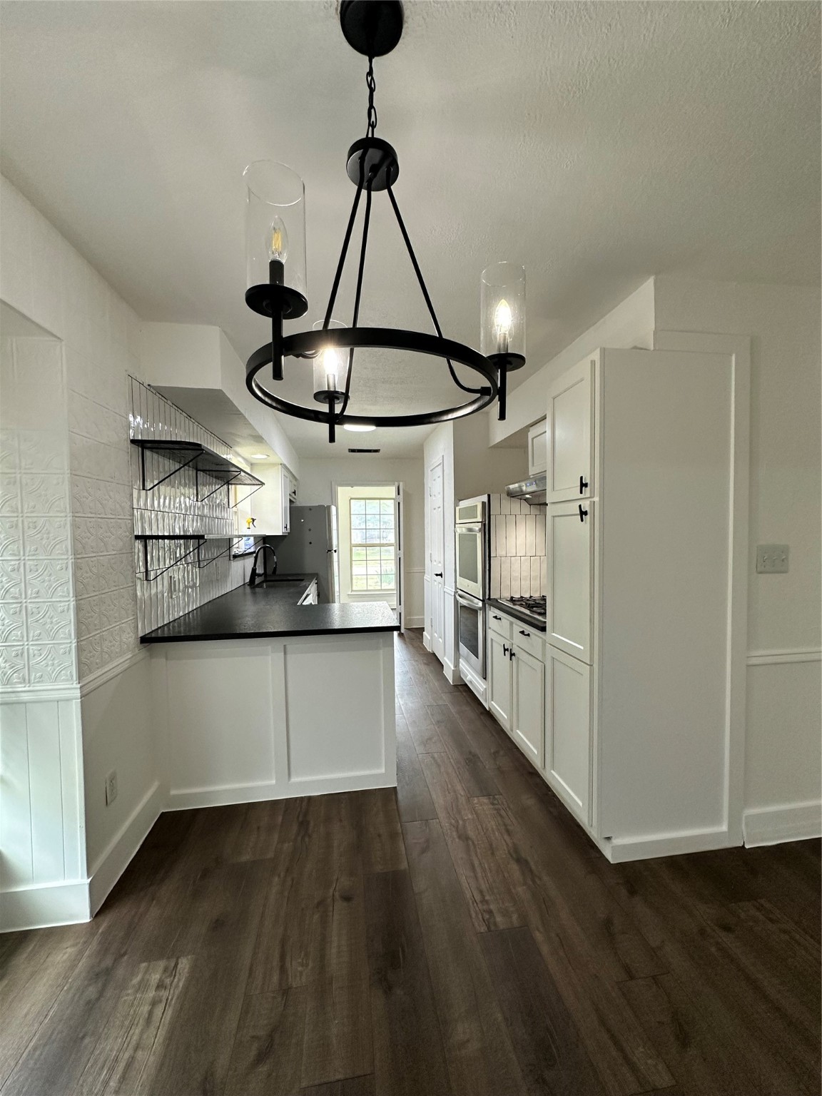 2019 Mistletoe Dr