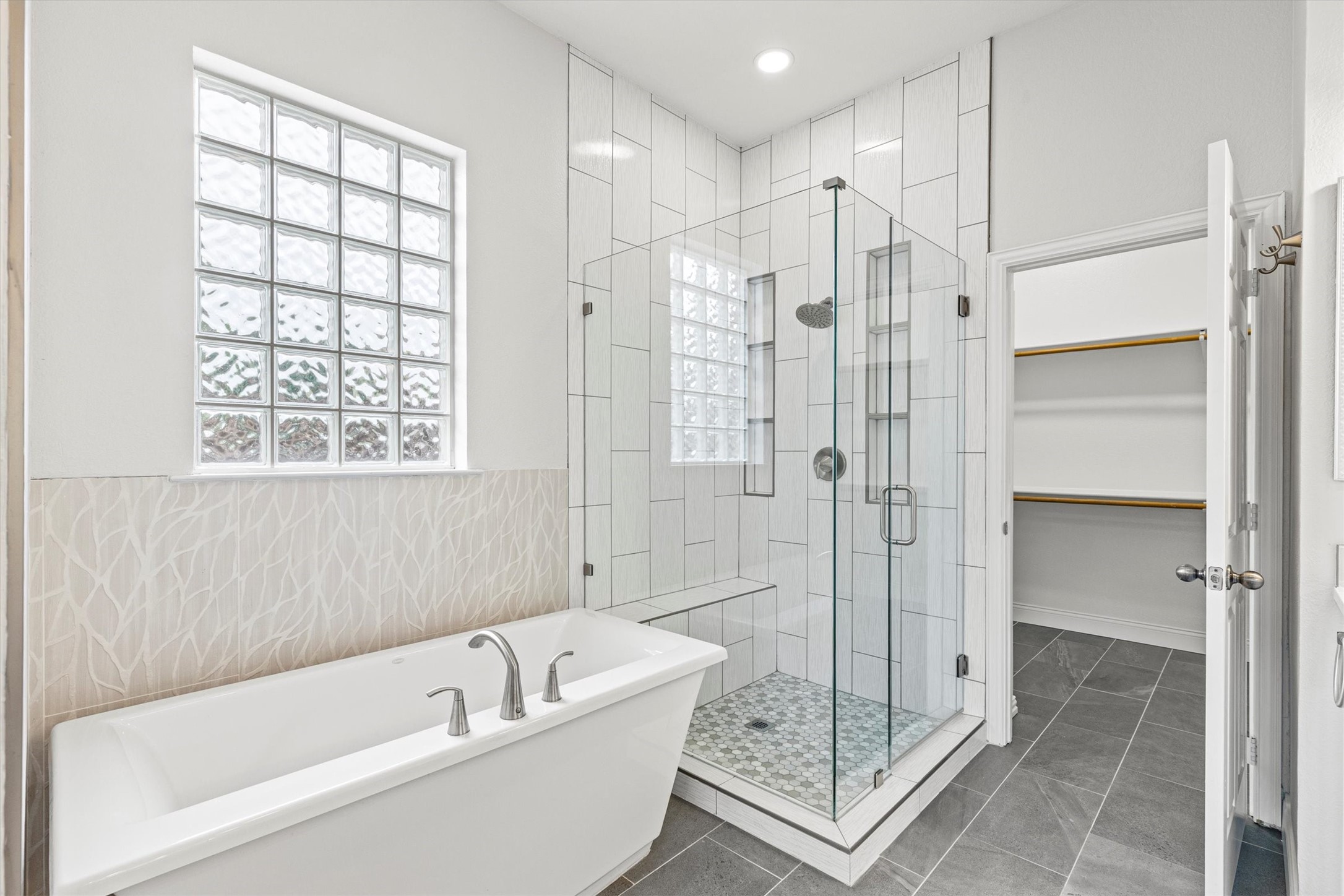 821 High Willow Drive